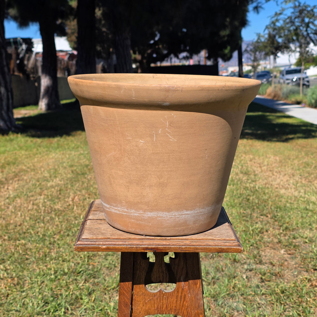 Vintage US Pottery Terracotta Planter 12" MCM Large Clay Flower Pot Made in USA (Copy)