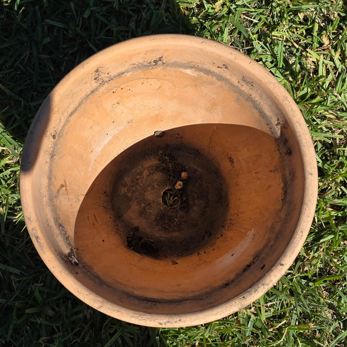 Vtg Terracotta Planter Pot Weathered Clay Flower 10" Rolled Rim Rustic Patina