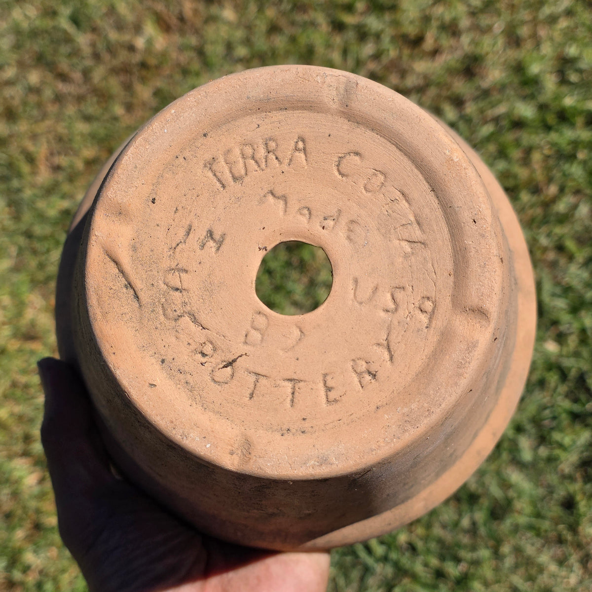 Vtg US Pottery Terracotta Planter Flower Pot Clay Set 2 USA Heavy Aged Patina