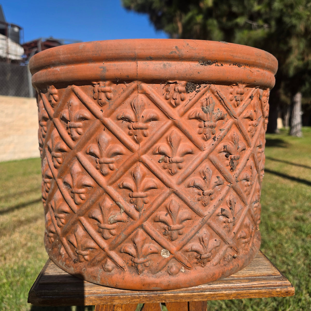 Vintage Fleur de Lis Terracotta Planter 12" Round Clay Garden Flower Pot Heavy