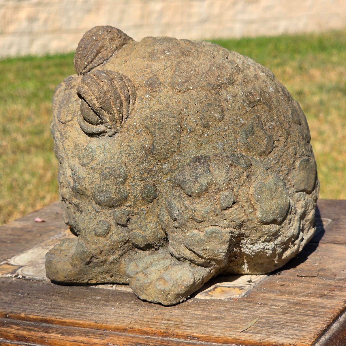 Vintage French Style Stone Toad Statue Weathered Concrete Frog Garden Ornament