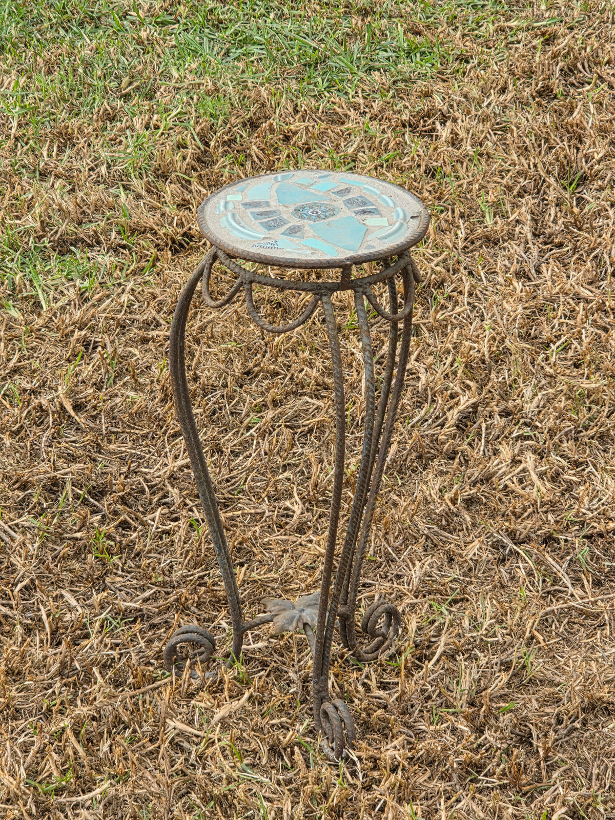 Vtg Round Mosaic Plant Stand Wrought Iron Broken China Patio Accent Table 18"