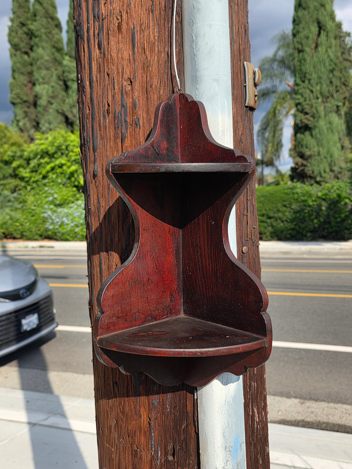 Vintage Victorian Wood Corner Wall Shelf Hanging Scalloped Whatnot 2Tier Brown