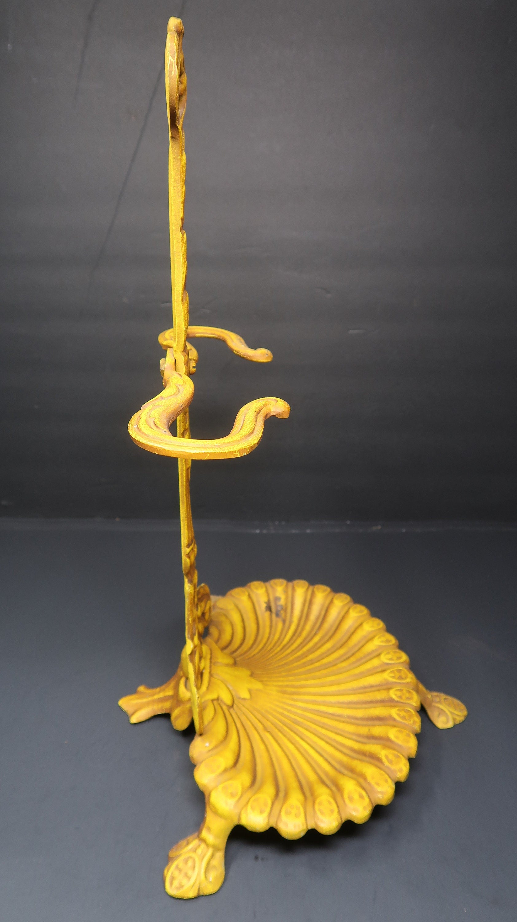 ROYAL Aluminum Hearth Tool Holder Yellow Victorian L 10.75” x D 10” x H 16.5”