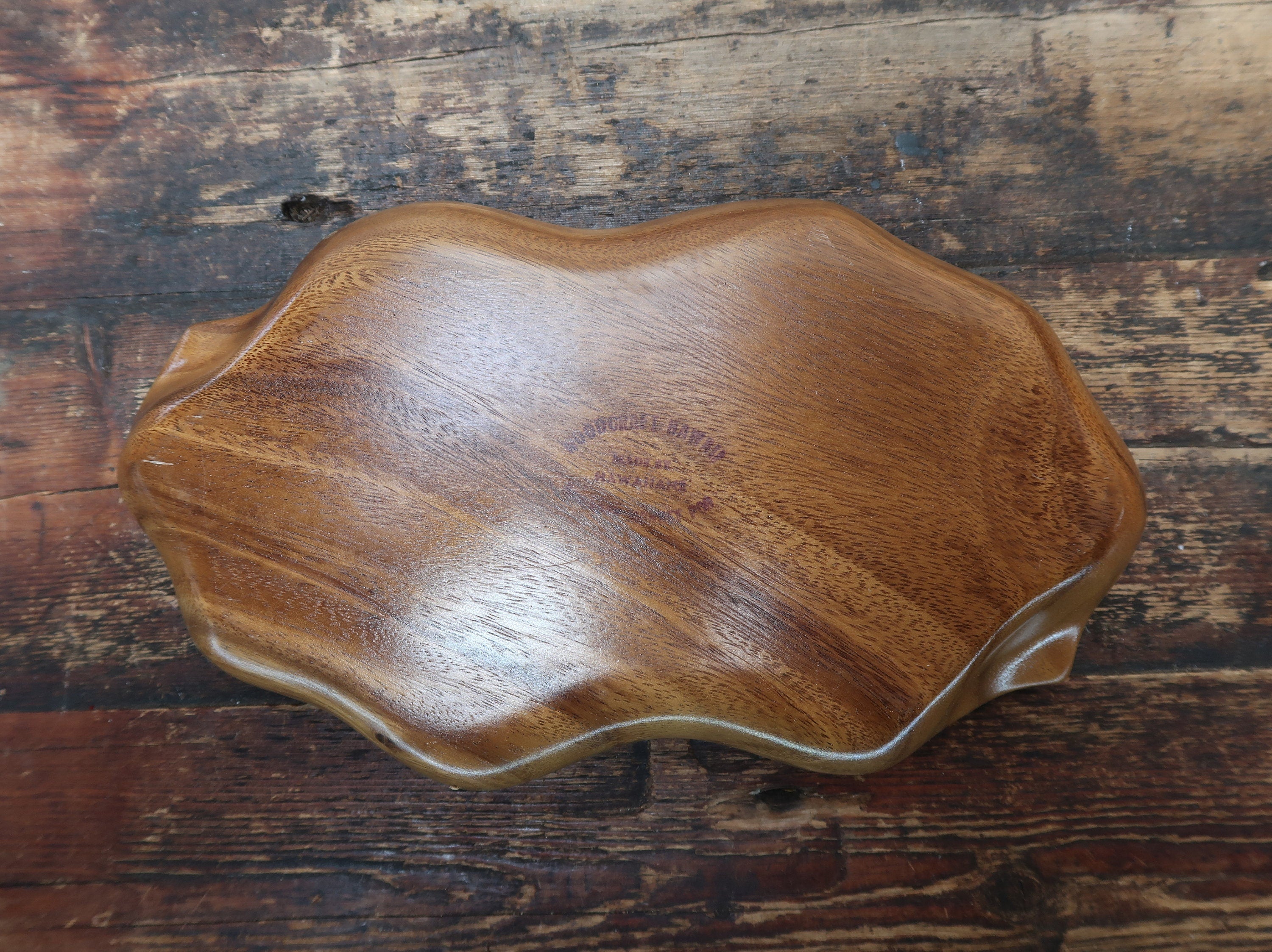 Vintage Woodcraft Hawaii Made By Hawaiians Monkey Pod Wood Bowl 12.5" x 7" x H 2.25"