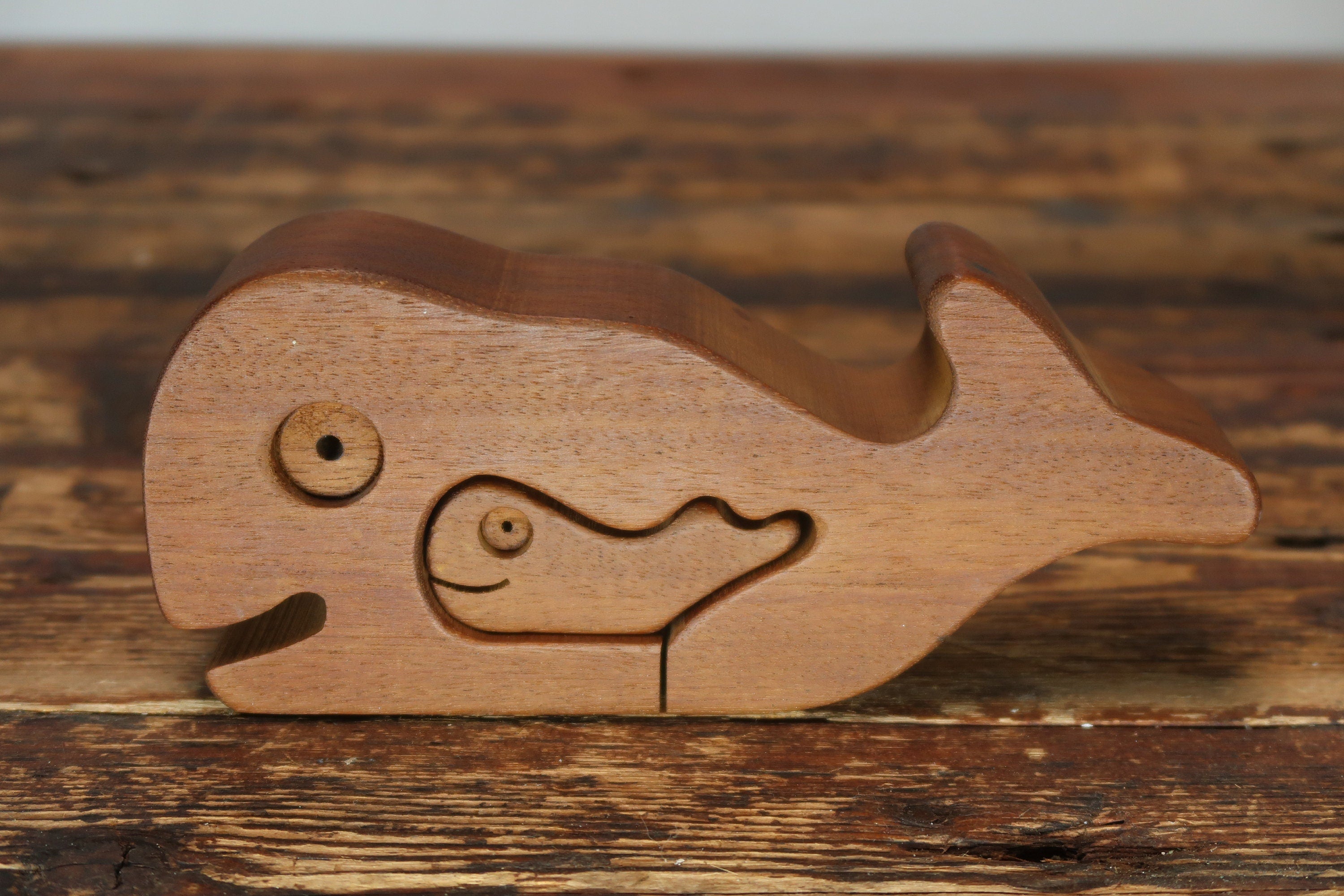 Bob Ameri Hand Carved Wooden Whale With 2 Baby Whales