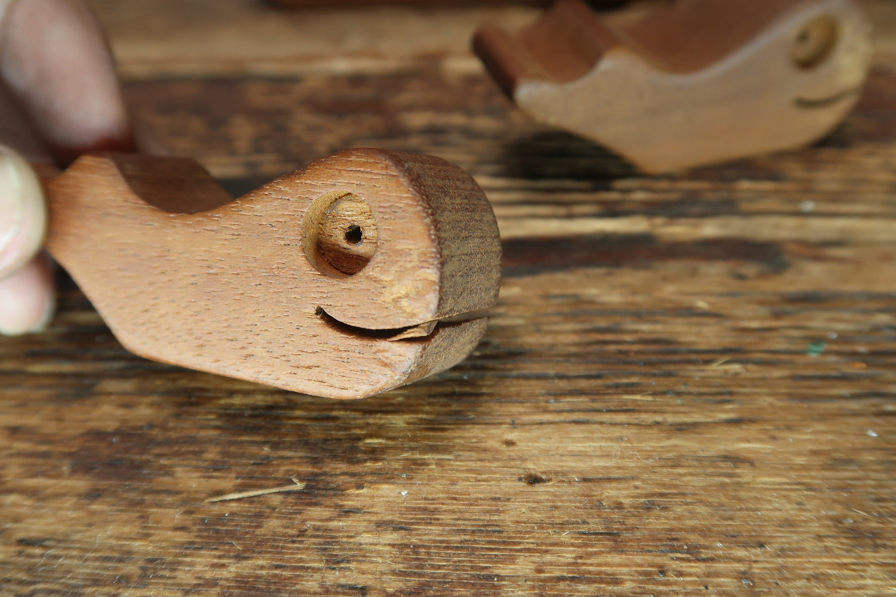 Bob Ameri Hand Carved Wooden Whale With 2 Baby Whales
