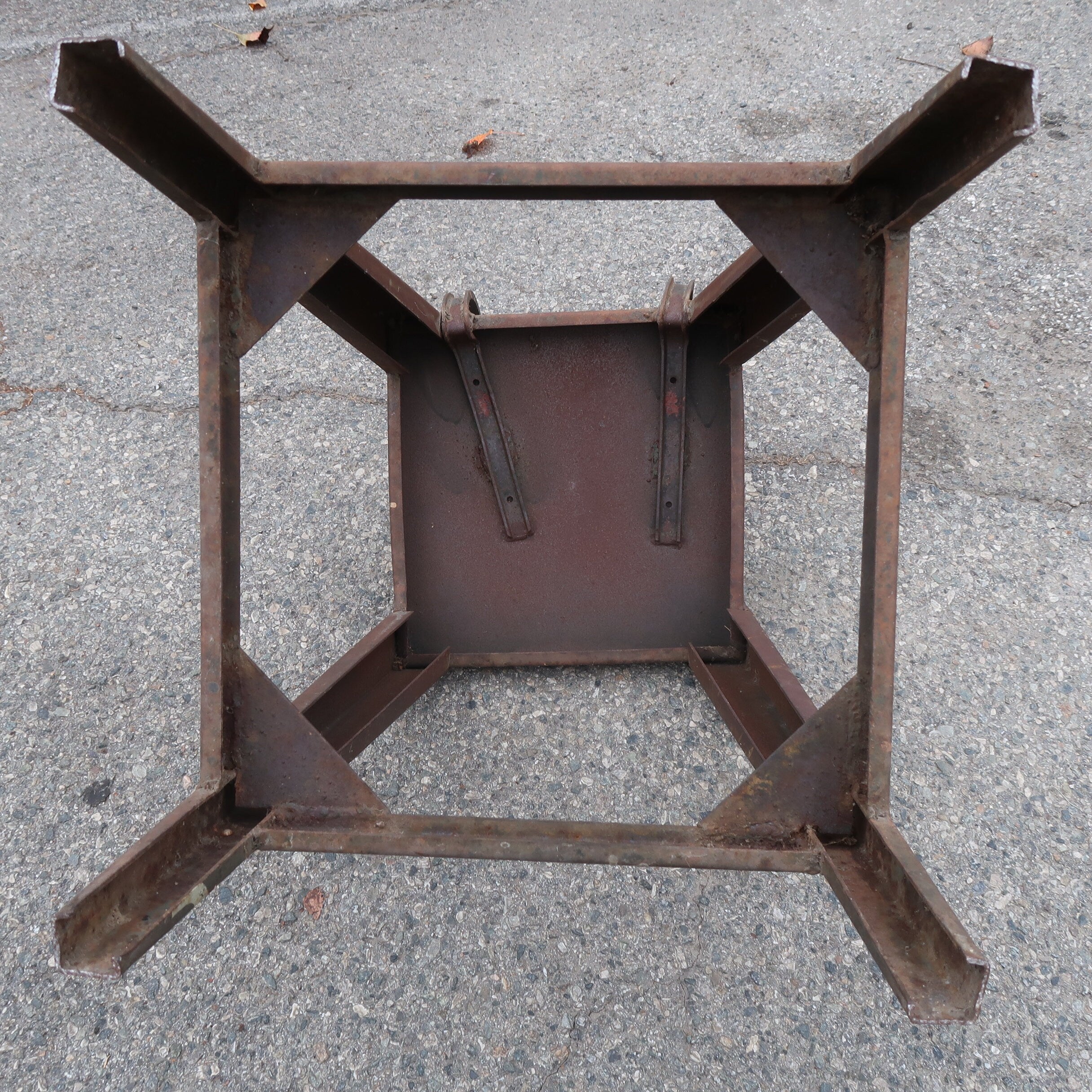 Antique Metal Industrial Stool High Chair Heavy Steel Chair 29 lb. (U.S Free Shipping)