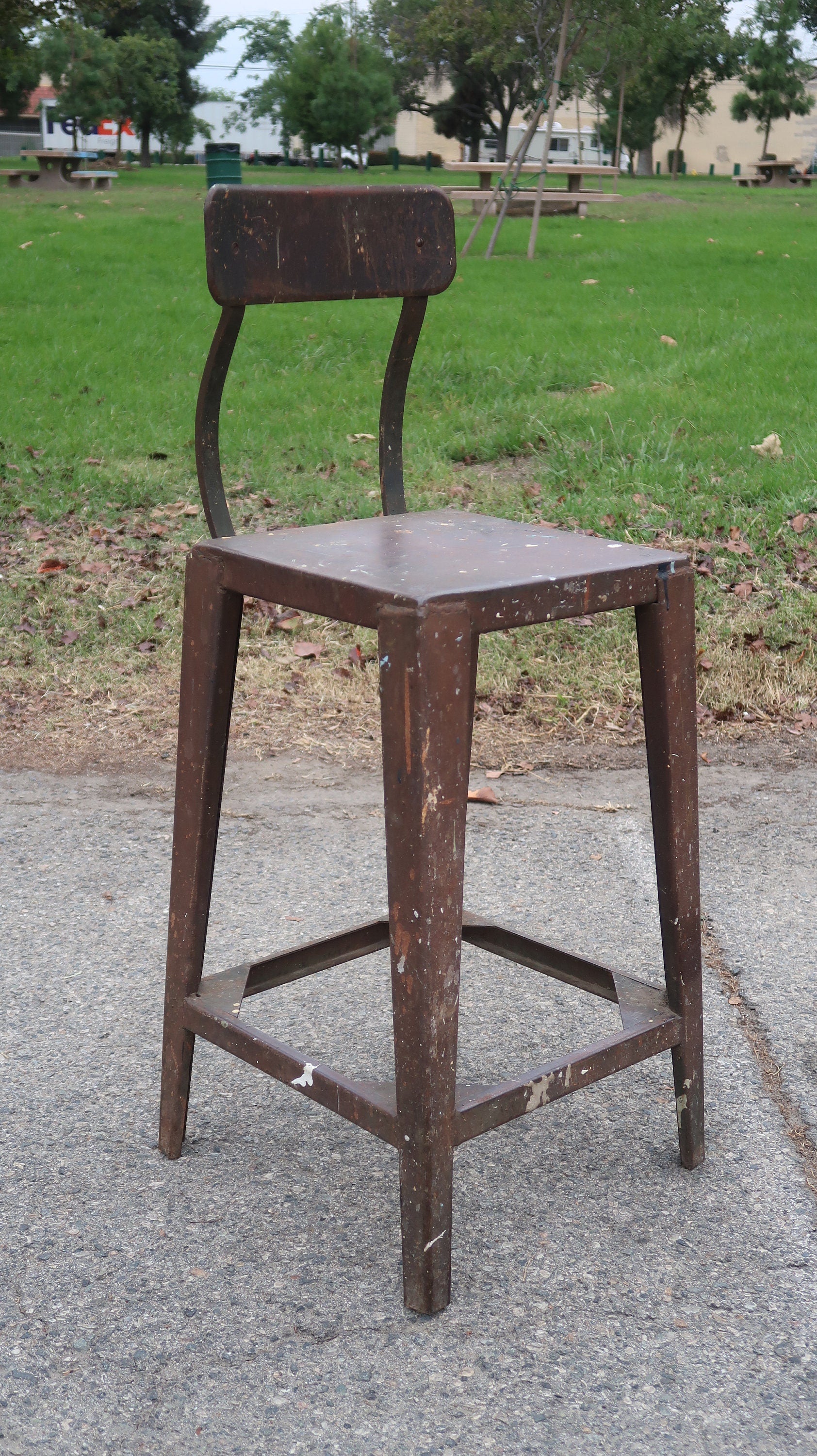 Antique Metal Industrial Stool High Chair Heavy Steel Chair 29 lb. (U.S Free Shipping)