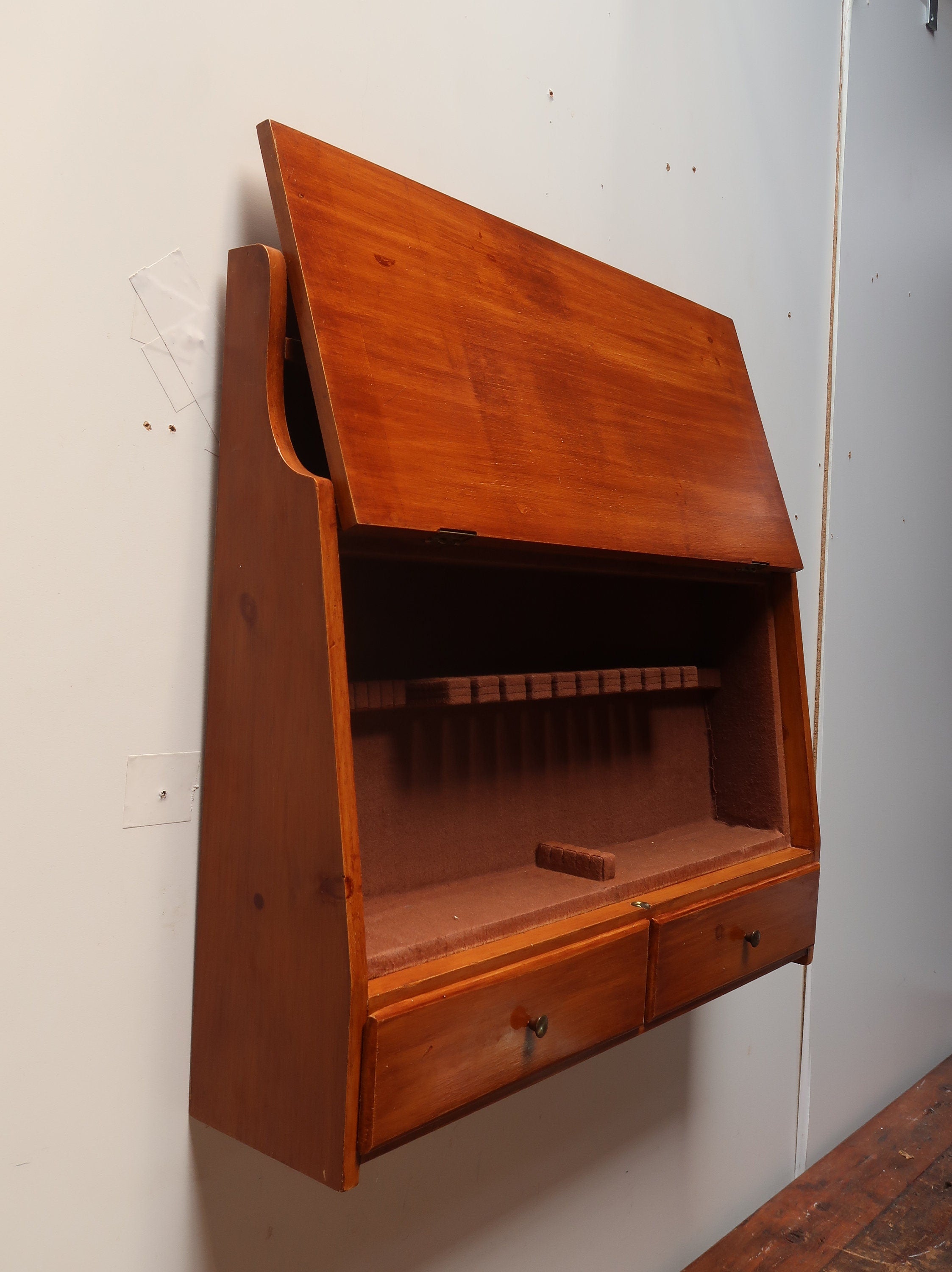 Vintage Maple Wood Wall Mount Silverware Flatware Cabinet