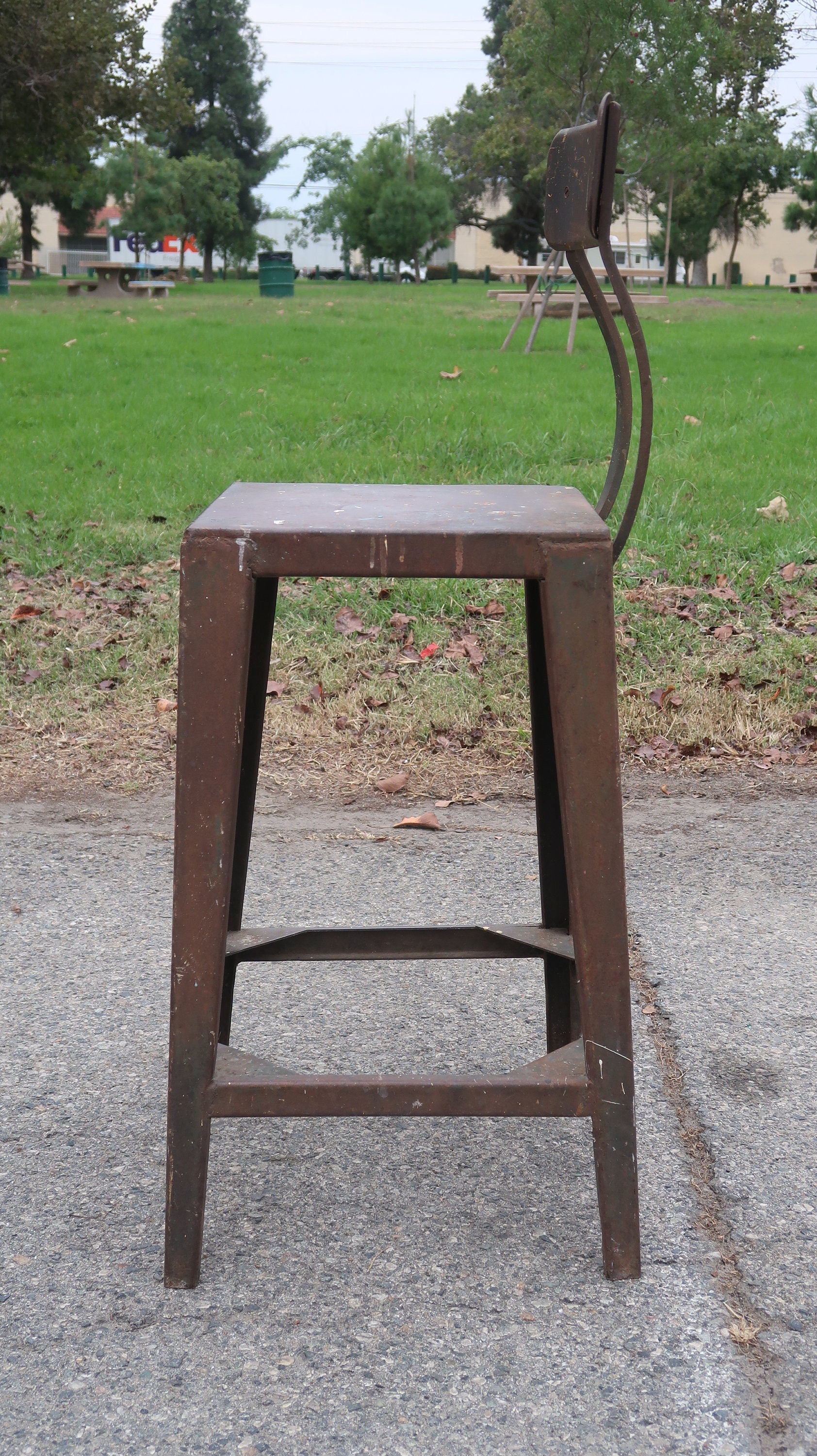 Antique Metal Industrial Stool High Chair Heavy Steel Chair 29 lb. (U.S Free Shipping)