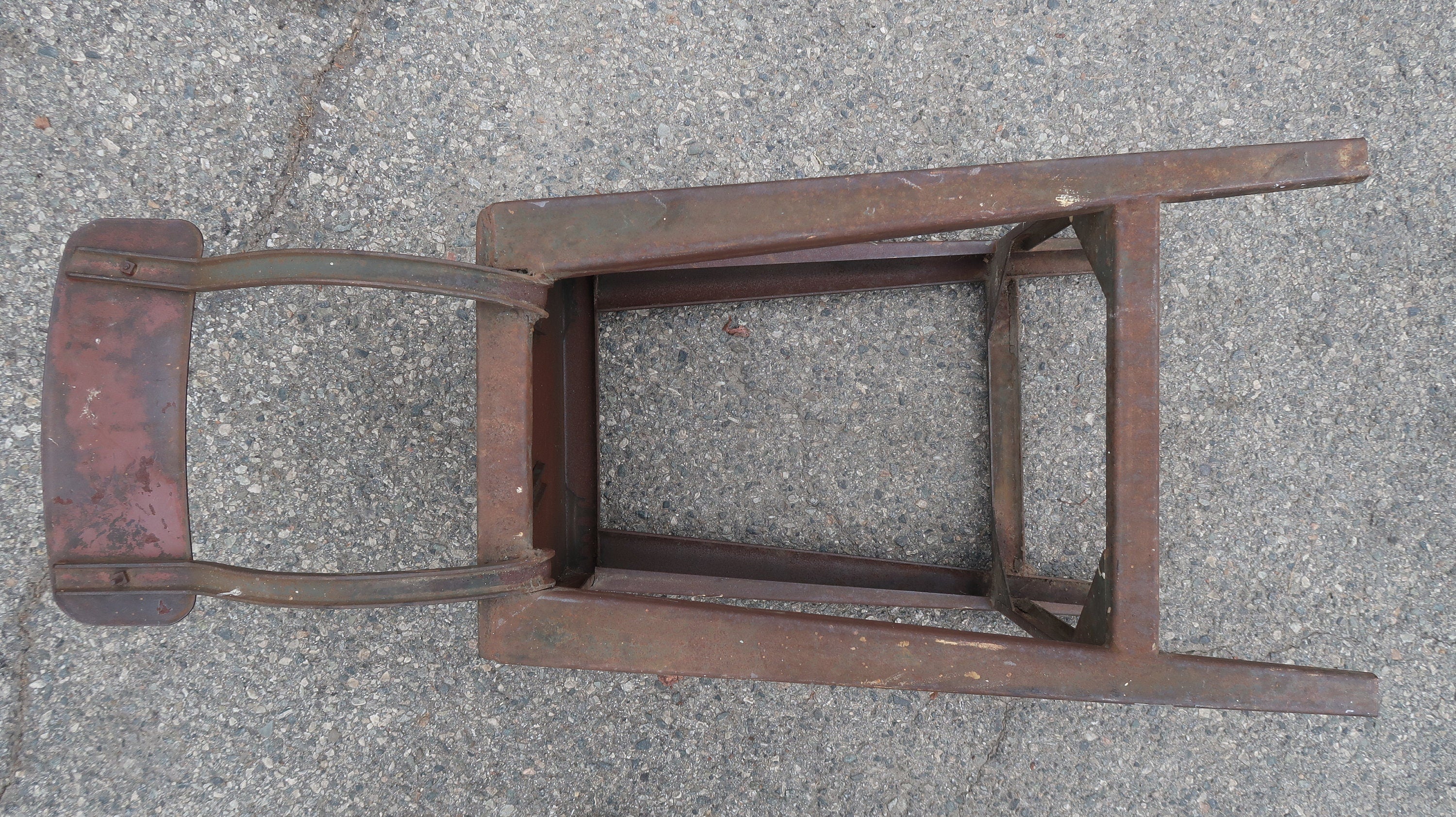 Antique Metal Industrial Stool High Chair Heavy Steel Chair 29 lb. (U.S Free Shipping)