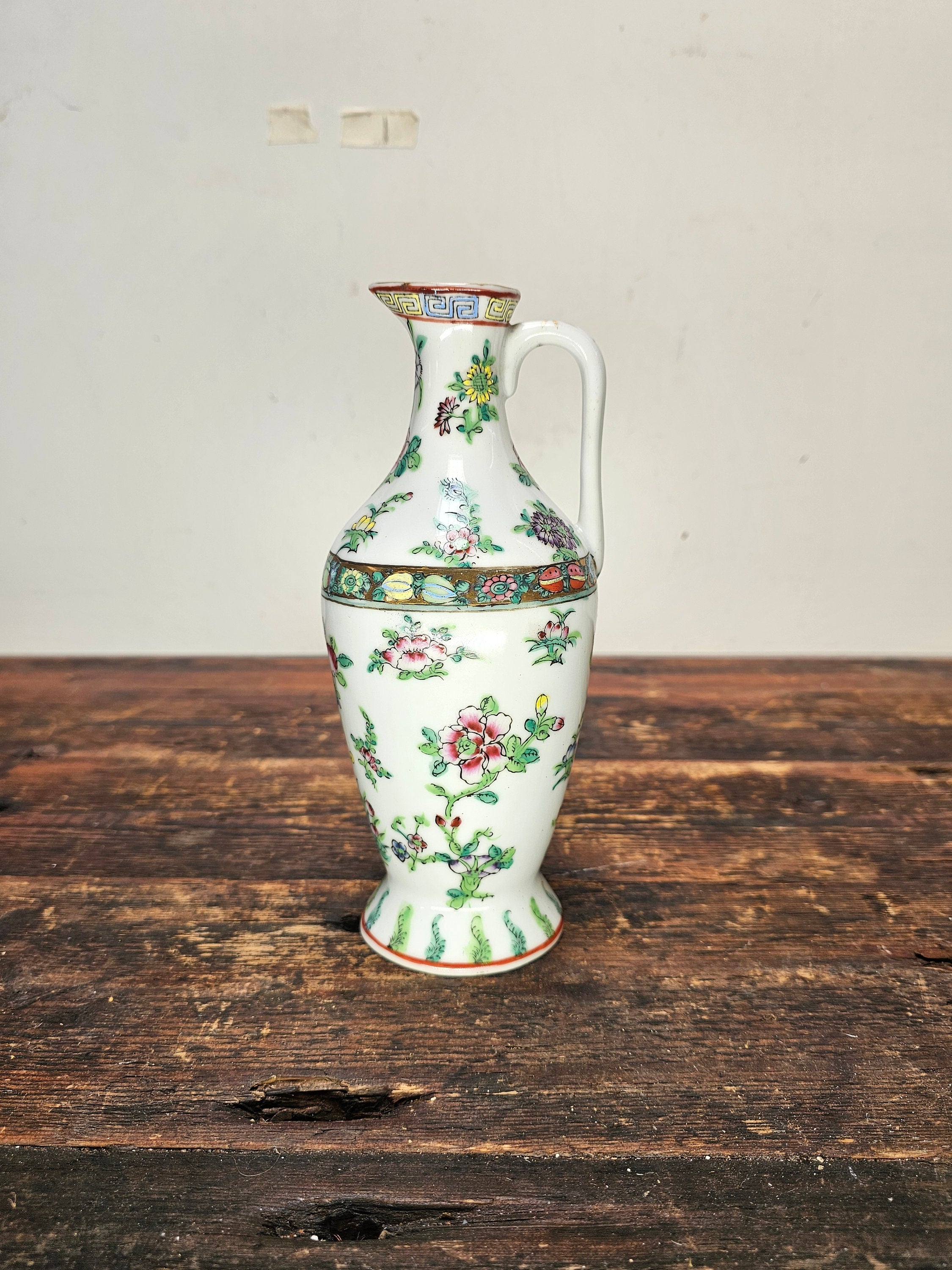 Antique Chinese Porcelain Doucai Ewer Pitcher Qianlong Mark 9" H