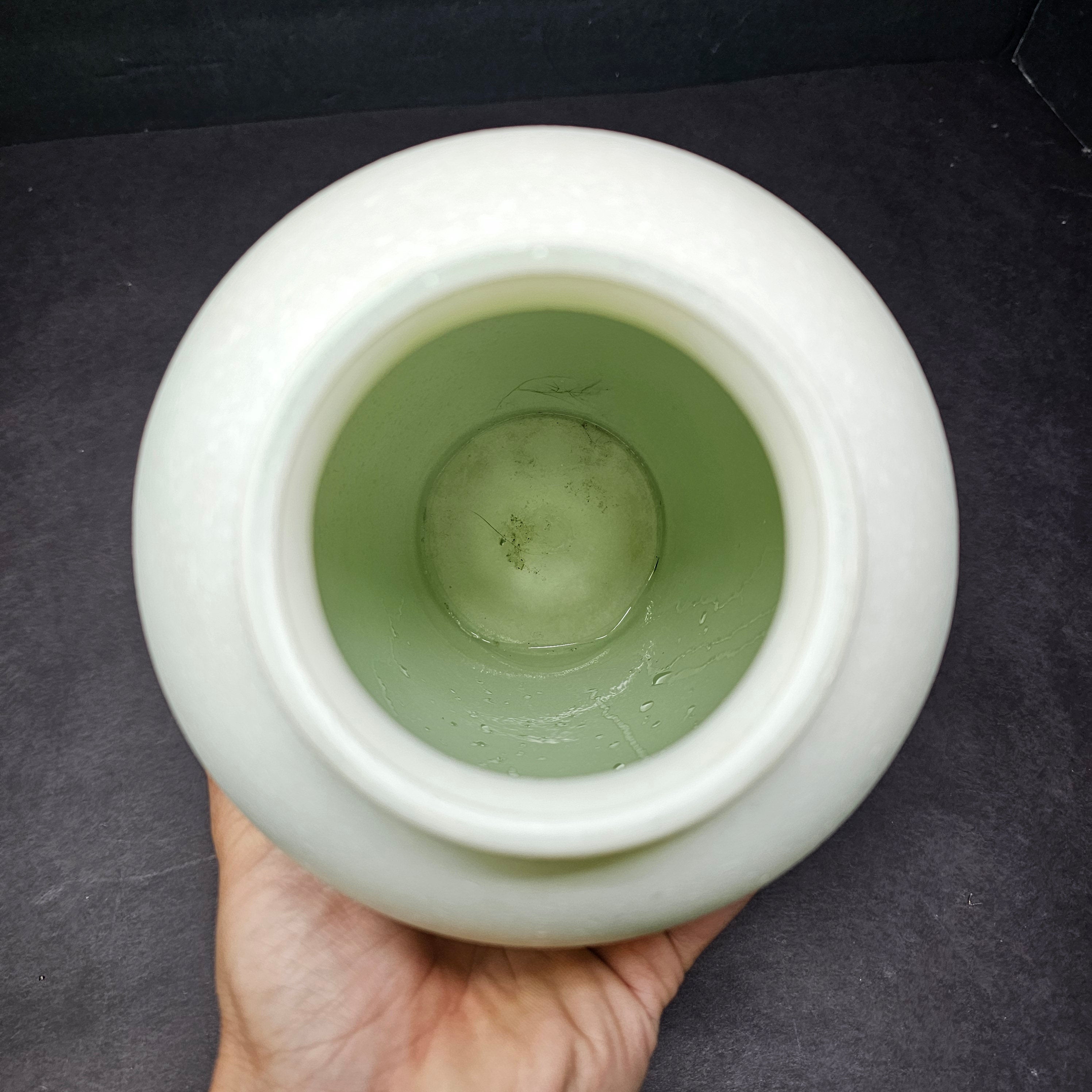 Studio Nova Portugal White Speckled Glass Vase 9"H 1980s