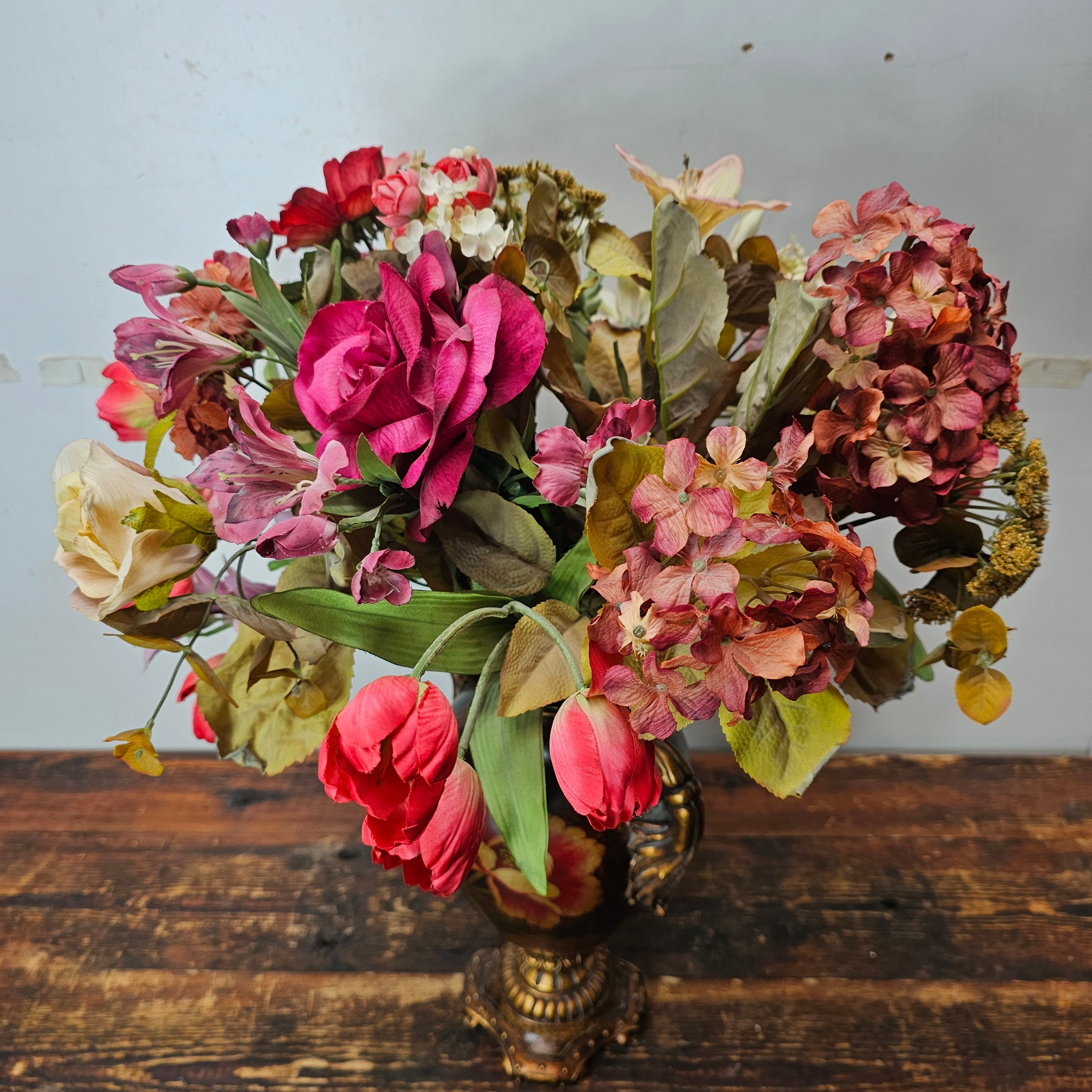 Resin Vase + Artificial Flowers Home Decor