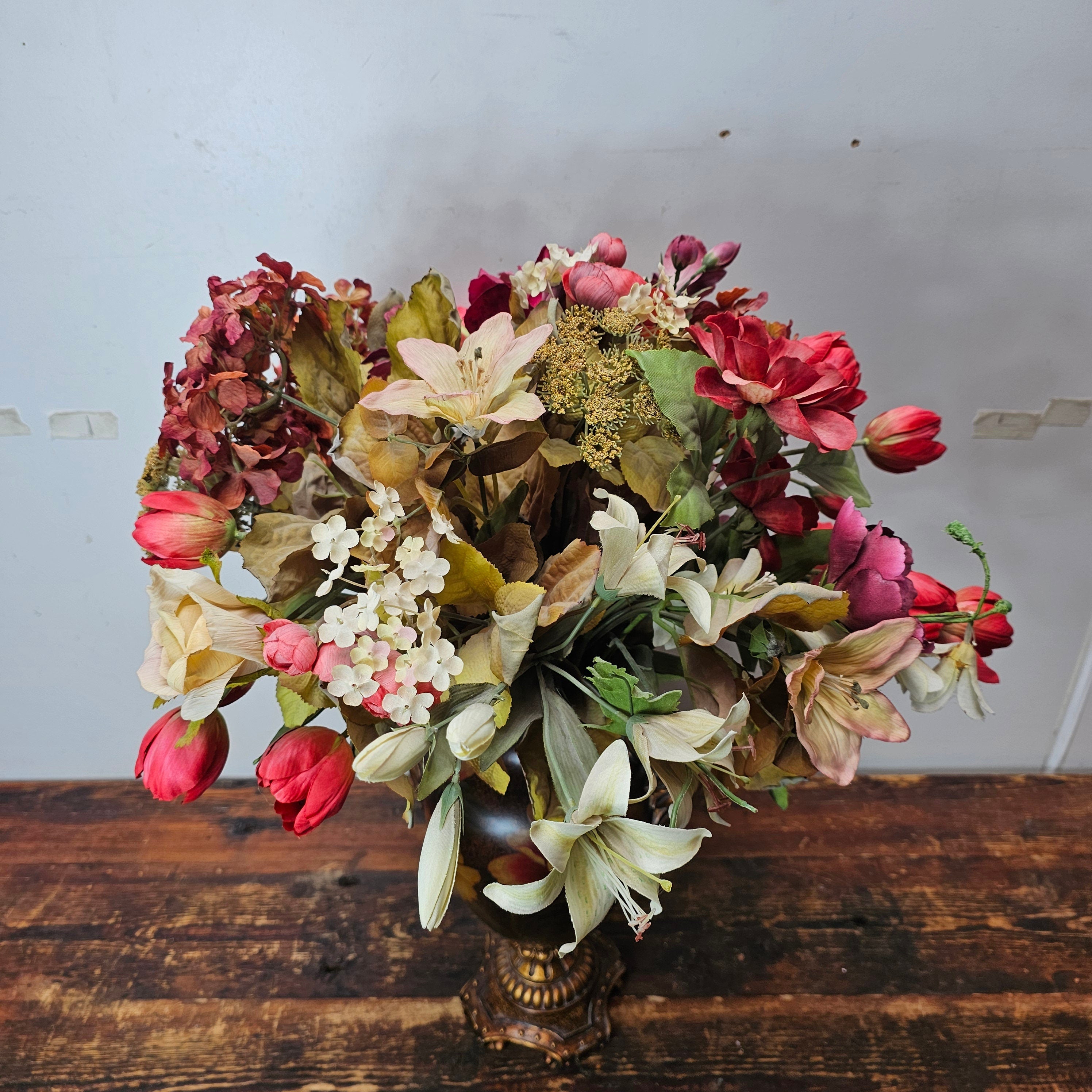 Resin Vase + Artificial Flowers Home Decor