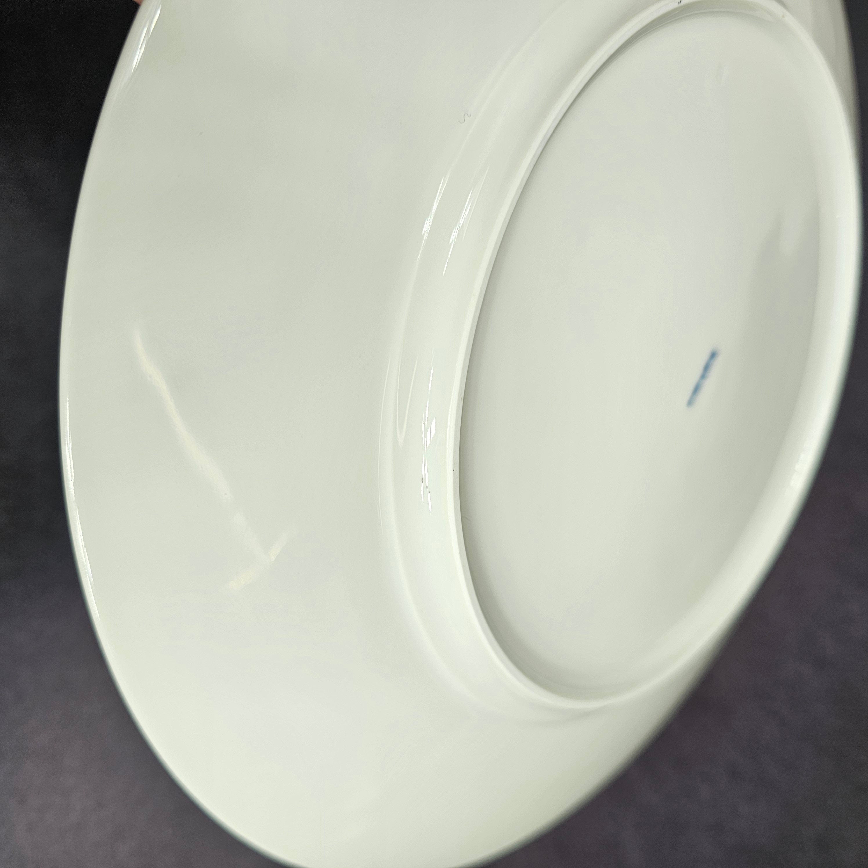 KPM ARCADIA by Berlin Porcelain 10.25" Dinner Plate With Syrinx Cameo Nude