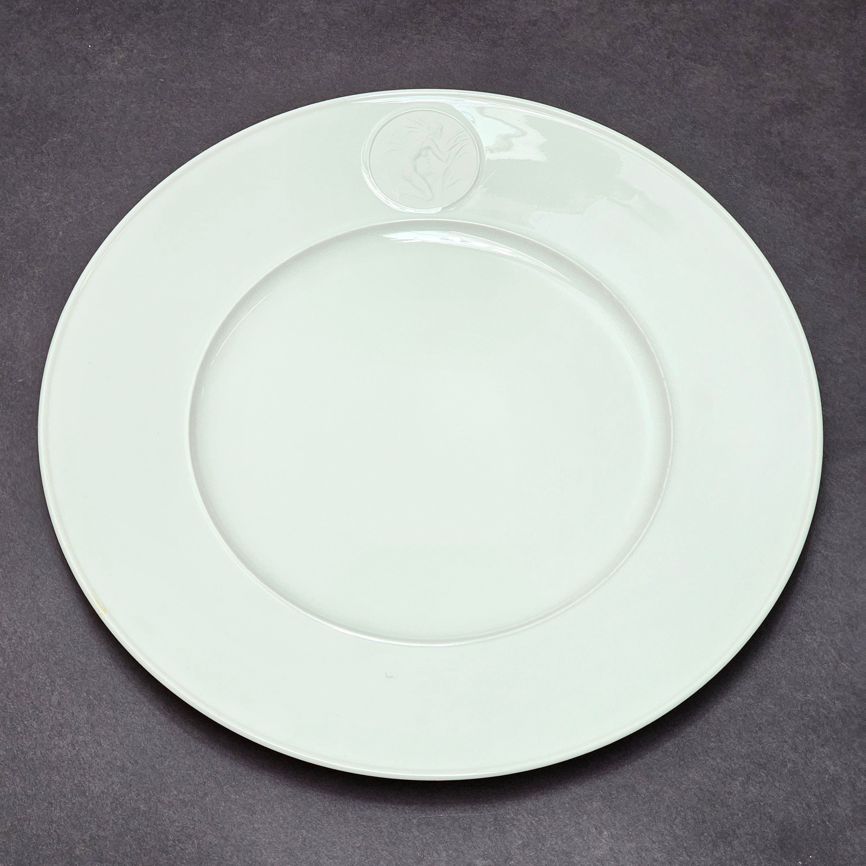 KPM ARCADIA by Berlin Porcelain 10.25" Dinner Plate With Syrinx Cameo Nude