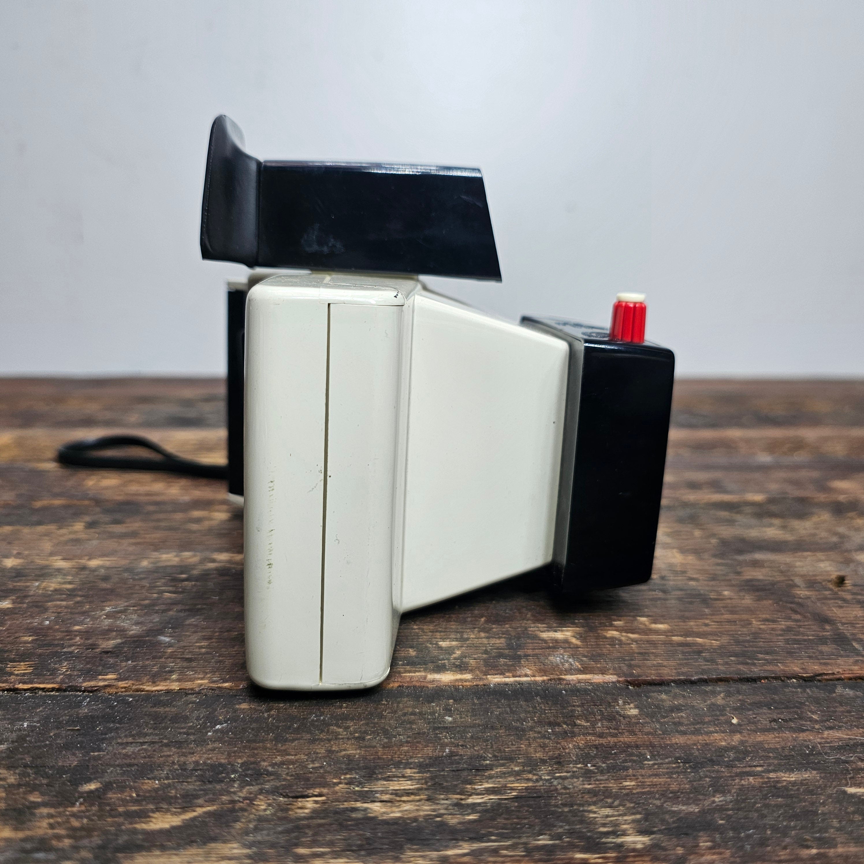 Vintage Polaroid Land Camera Swinger Model 20 (Not Tested)