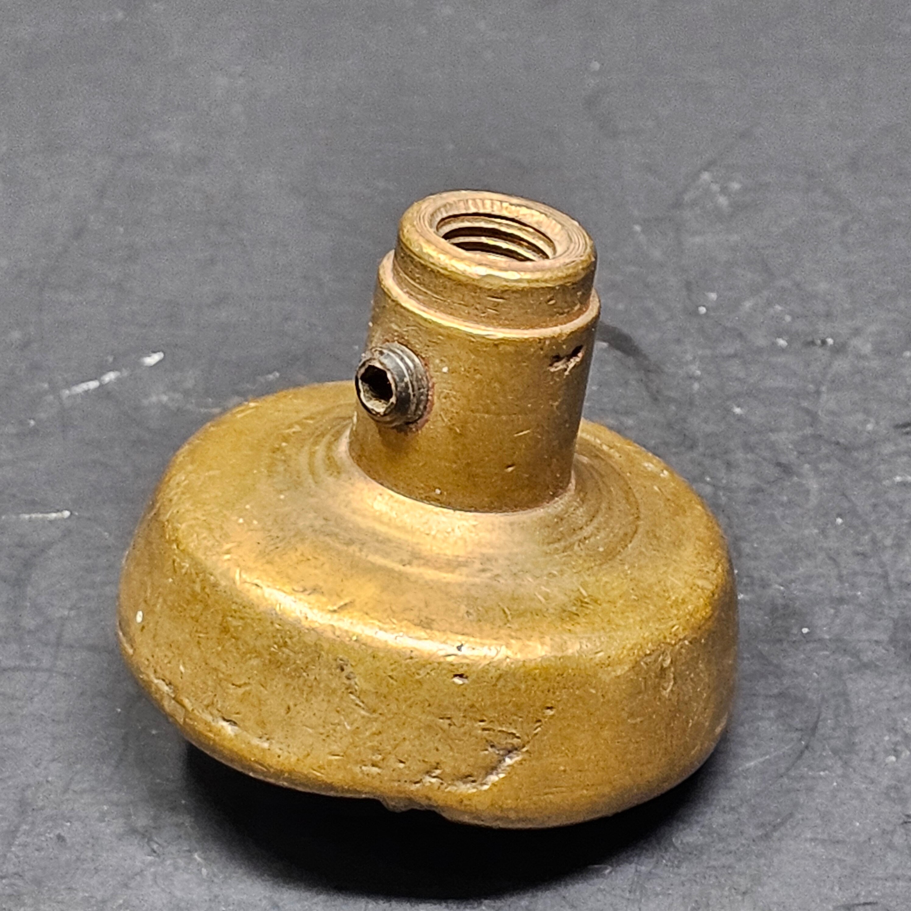 Antique Single Door Knob Solid Brass (10 oz.)