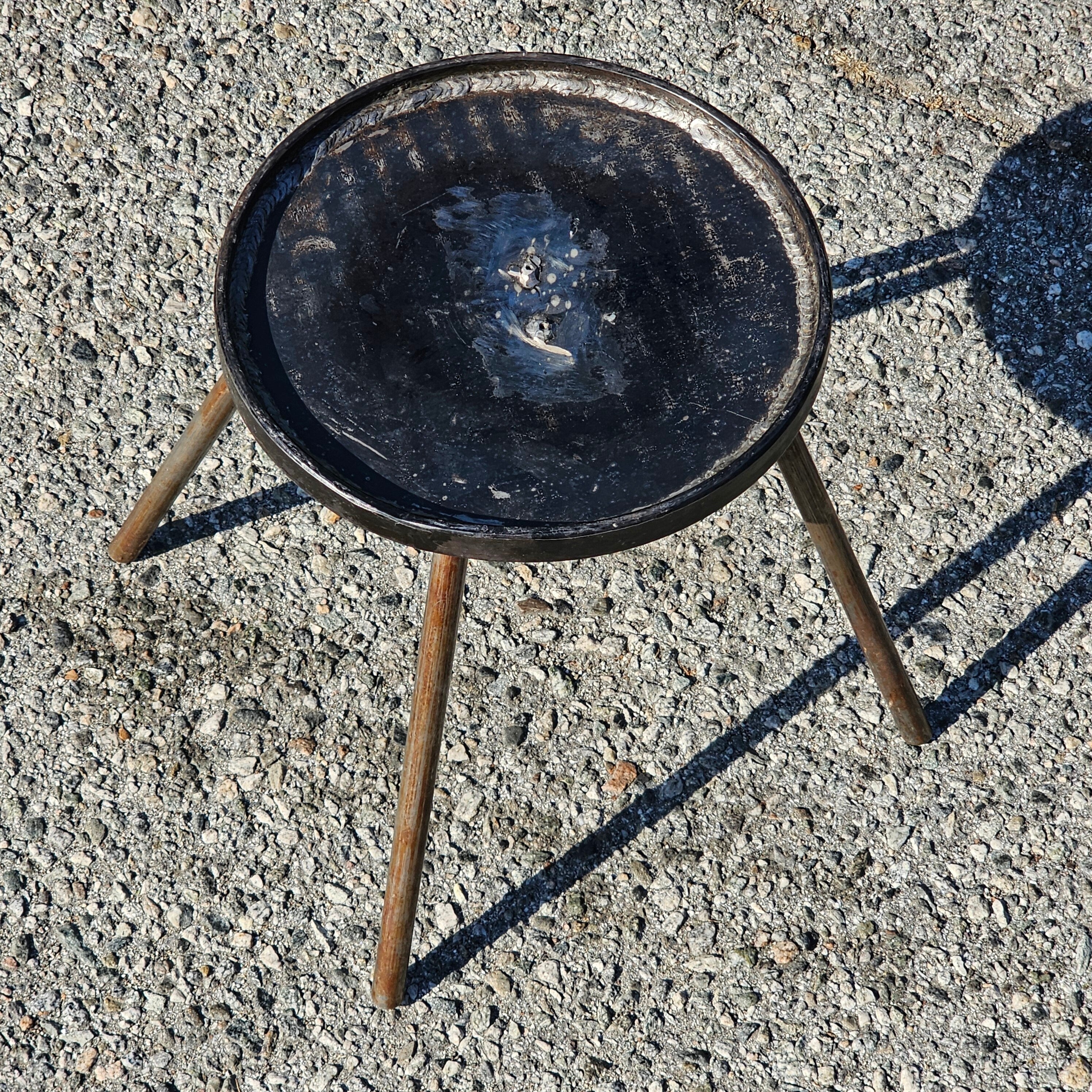 Industrial Style Small Metal Round Table / Plant Stand 10.75" Dia x 11.75" H