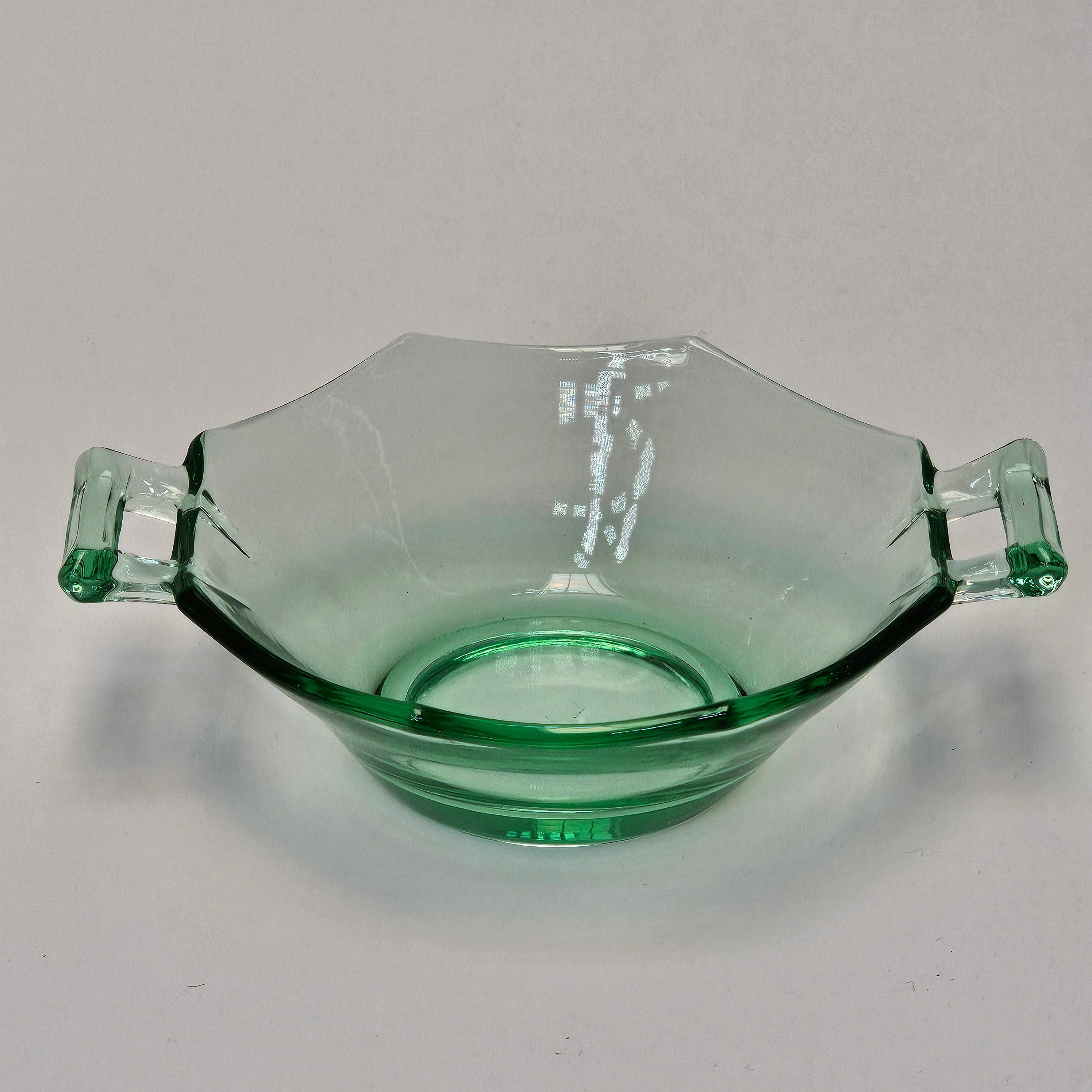 Heisey Octagon Moongleam Handled Nut Bowl