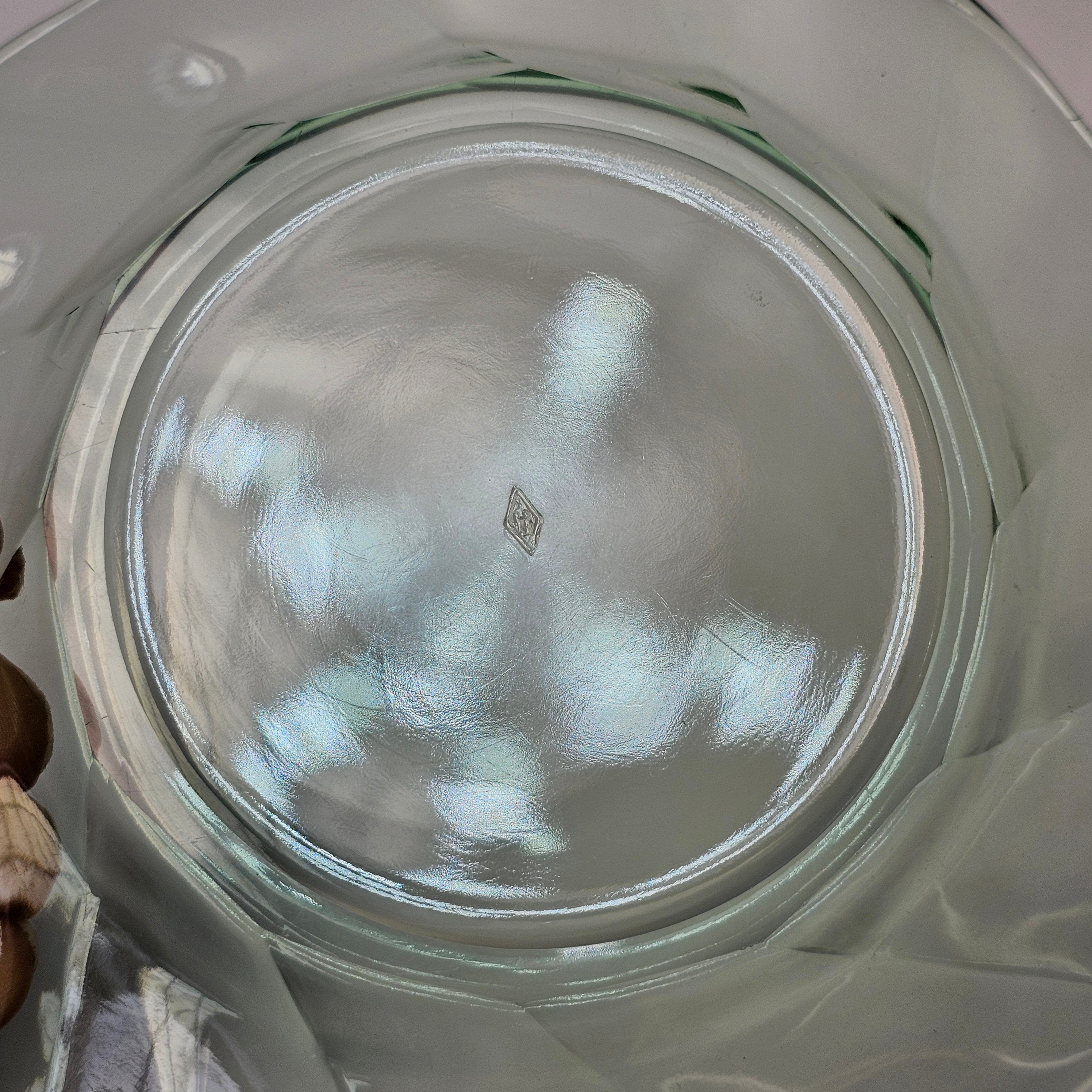 Heisey 7" Twist Green Moongleam Glass Salad Dessert Plate