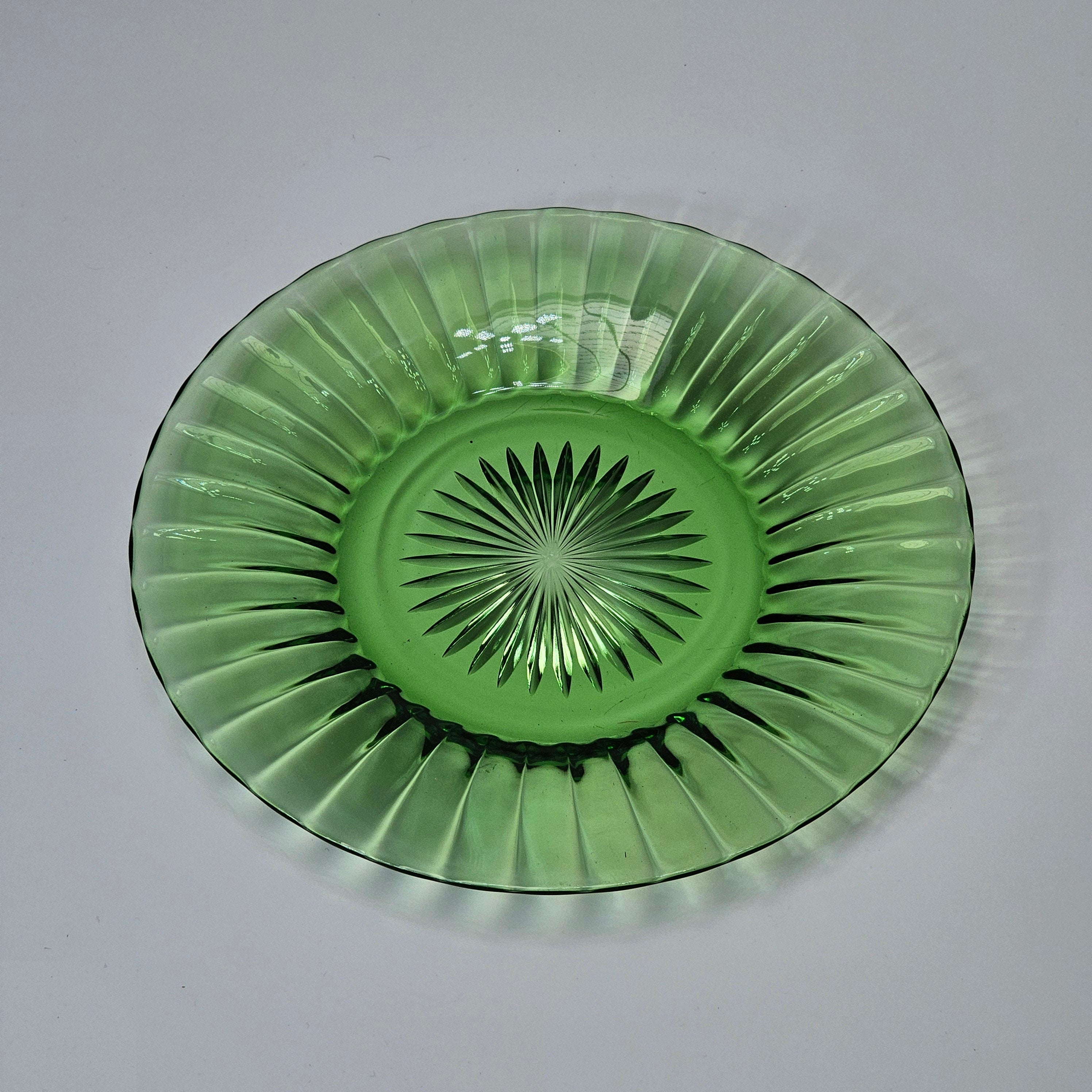 Heisey 7 1/2" Salad Plate Ridge and Star Moongleam Green