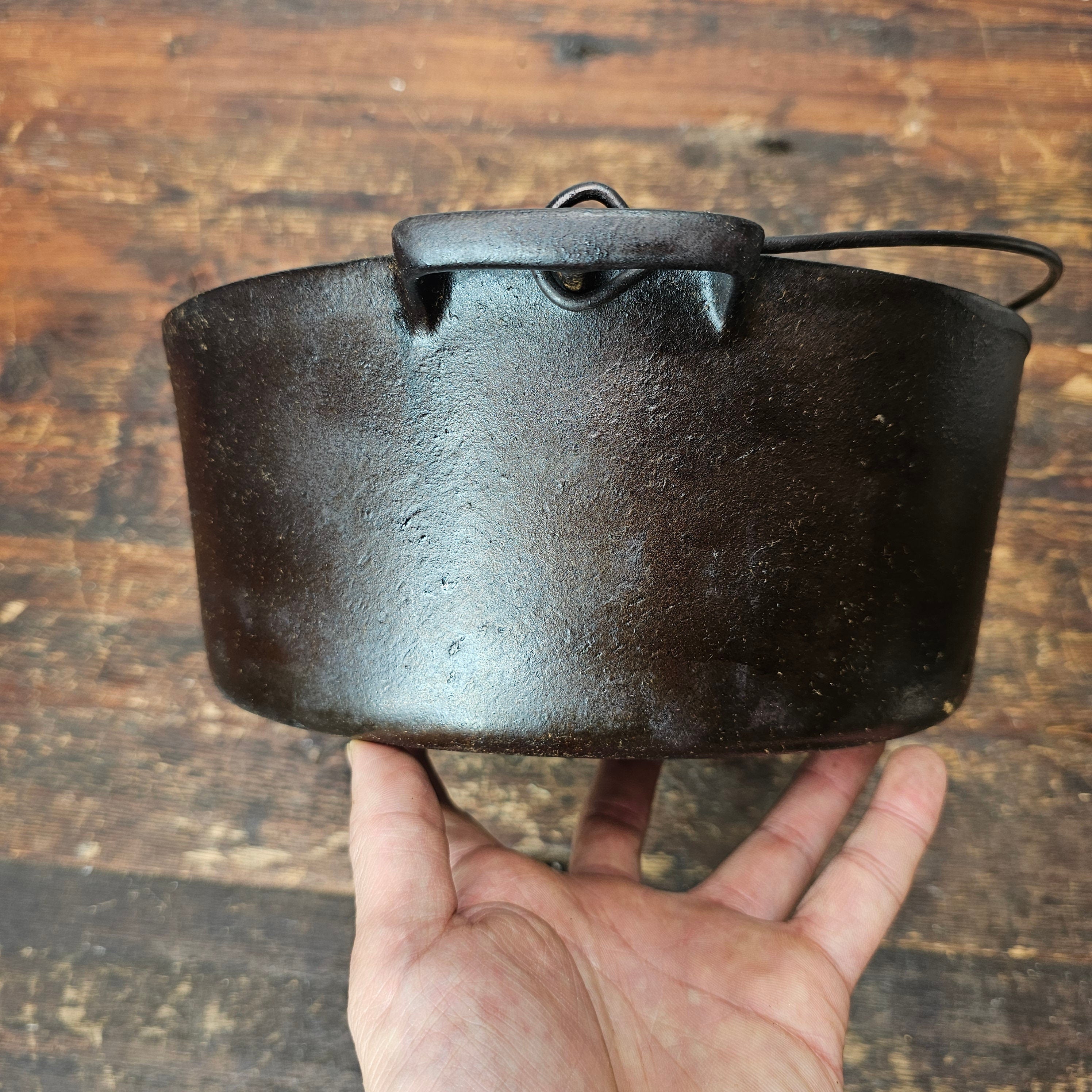 1920's #8 Wagner Ware Round DOME Roaster Dutch Oven W/ Drip Drop Baster Dome Lid