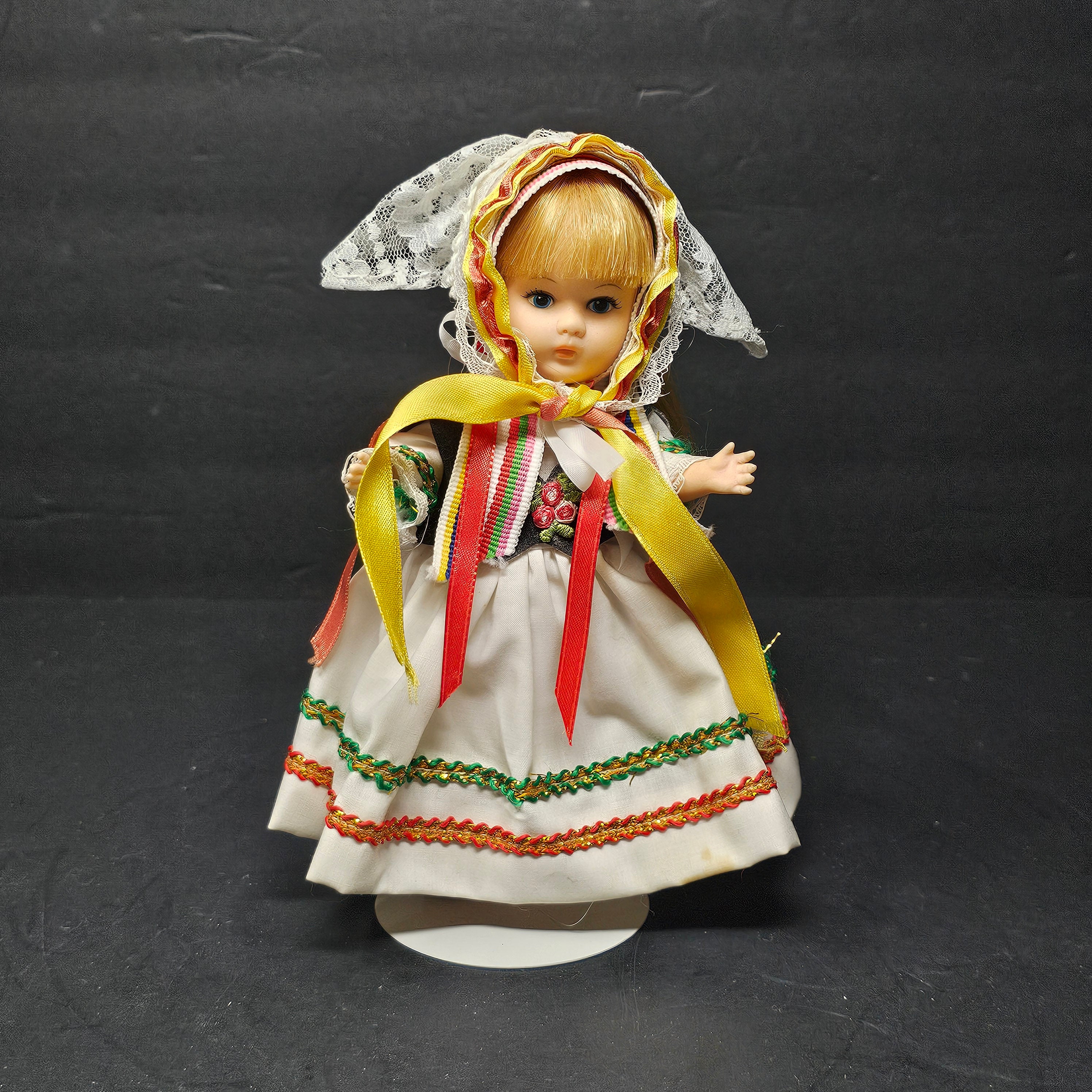 Vintage Vogue Doll Company Toys Polish Ginny Far Away Lands 1970s