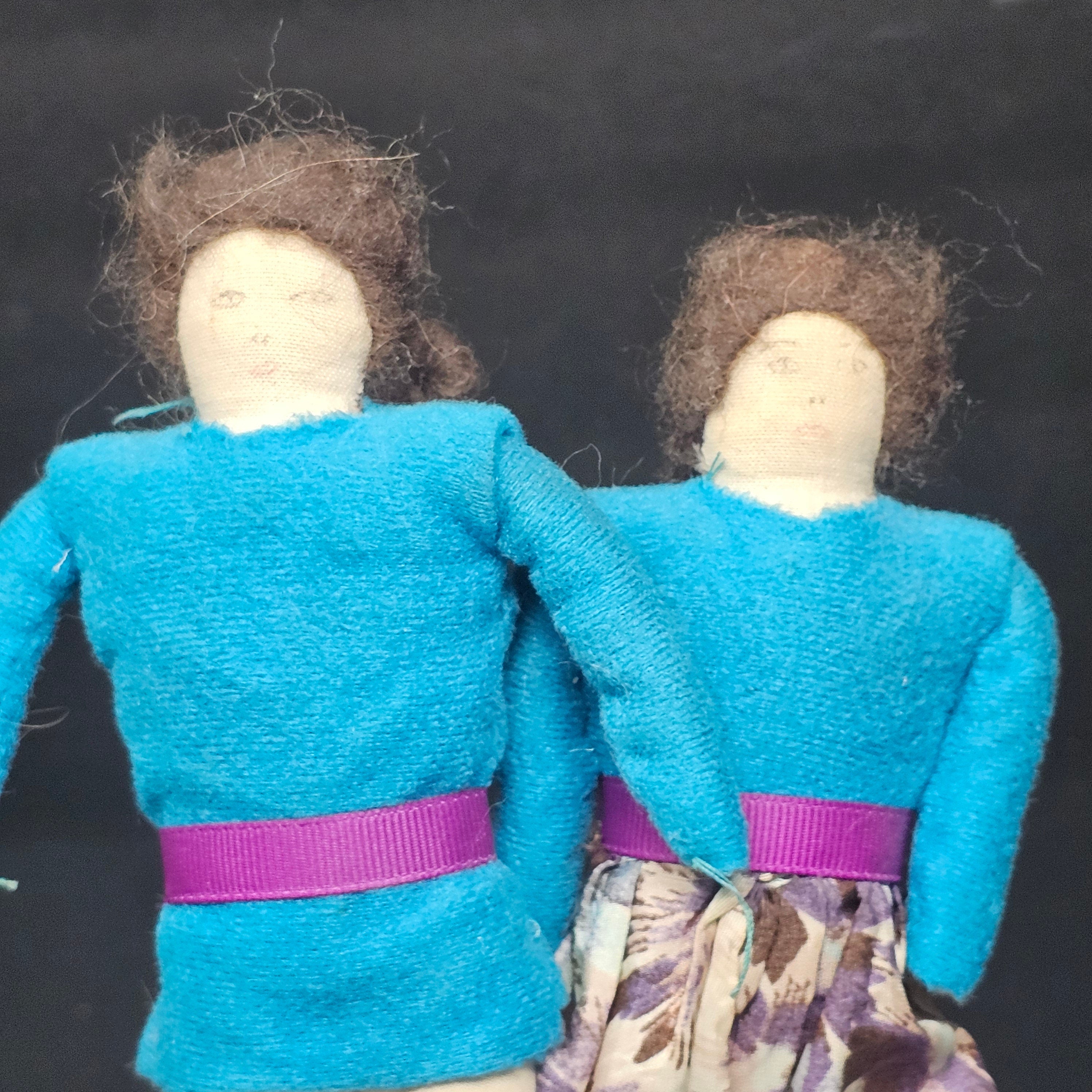 Vintage Hand Made Folk Dolls Cloth Pair Couple Man Woman South America Mexico 8"