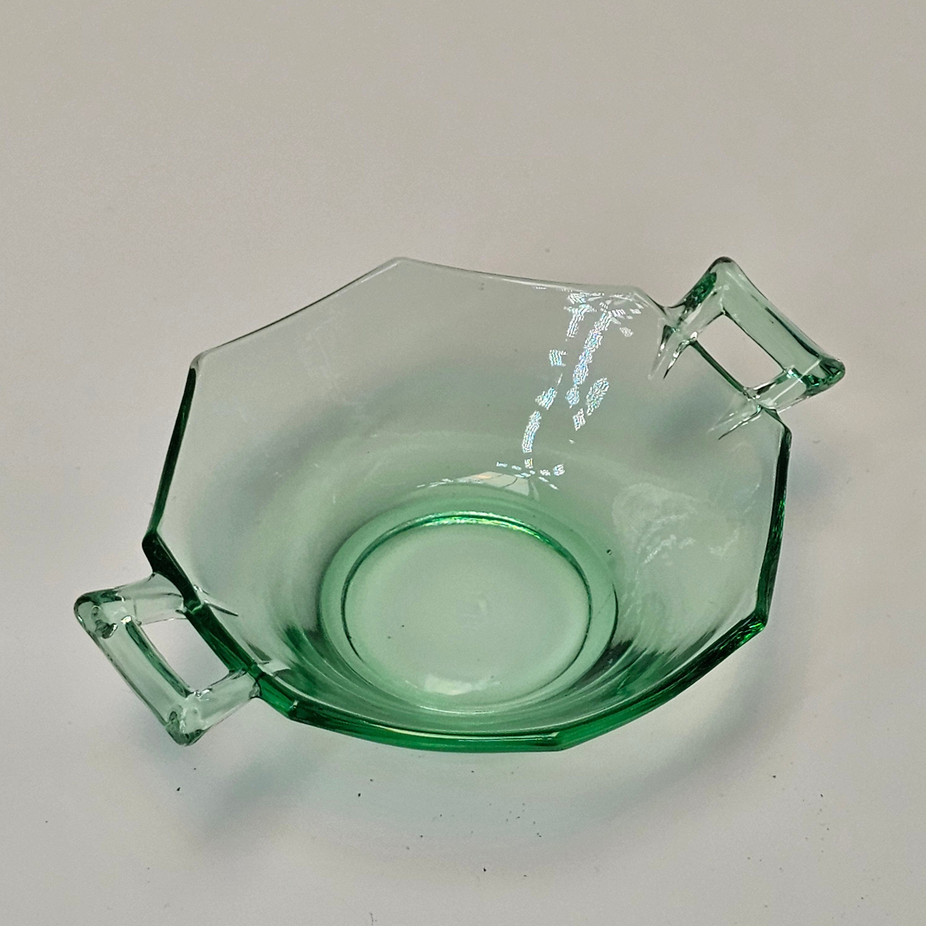 Heisey Octagon Moongleam Handled Nut Bowl