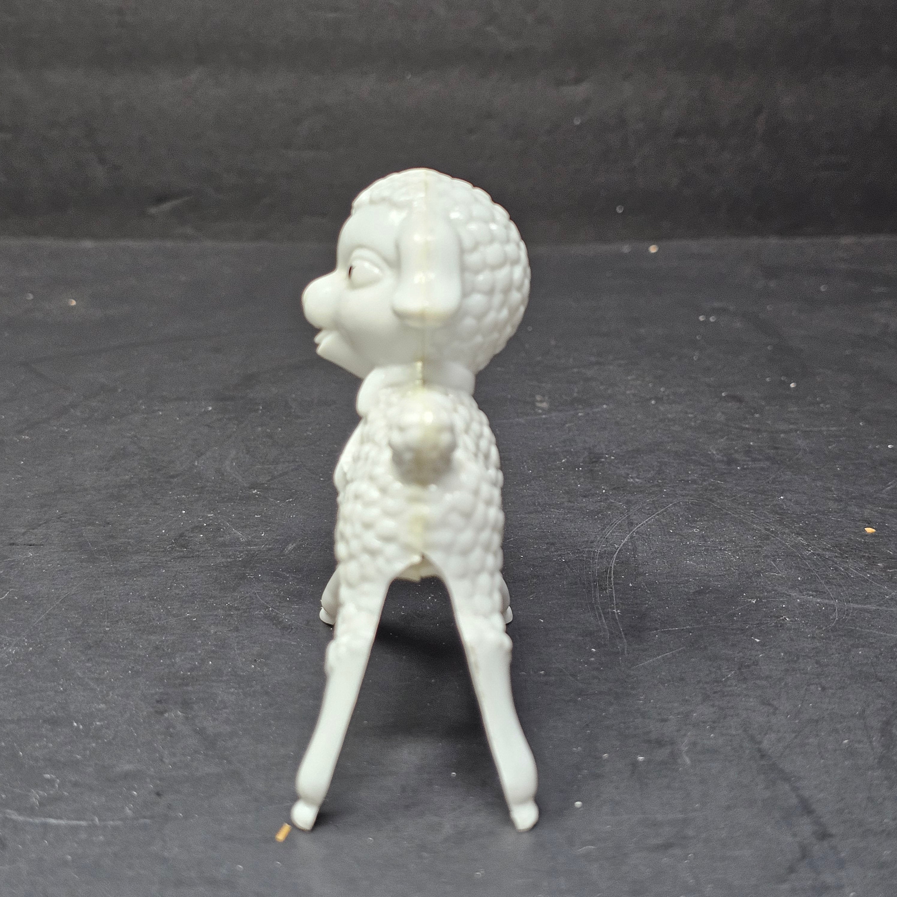 Vintage White Plastic Lamb Toy MCM 50's 3.25" x 3.25"