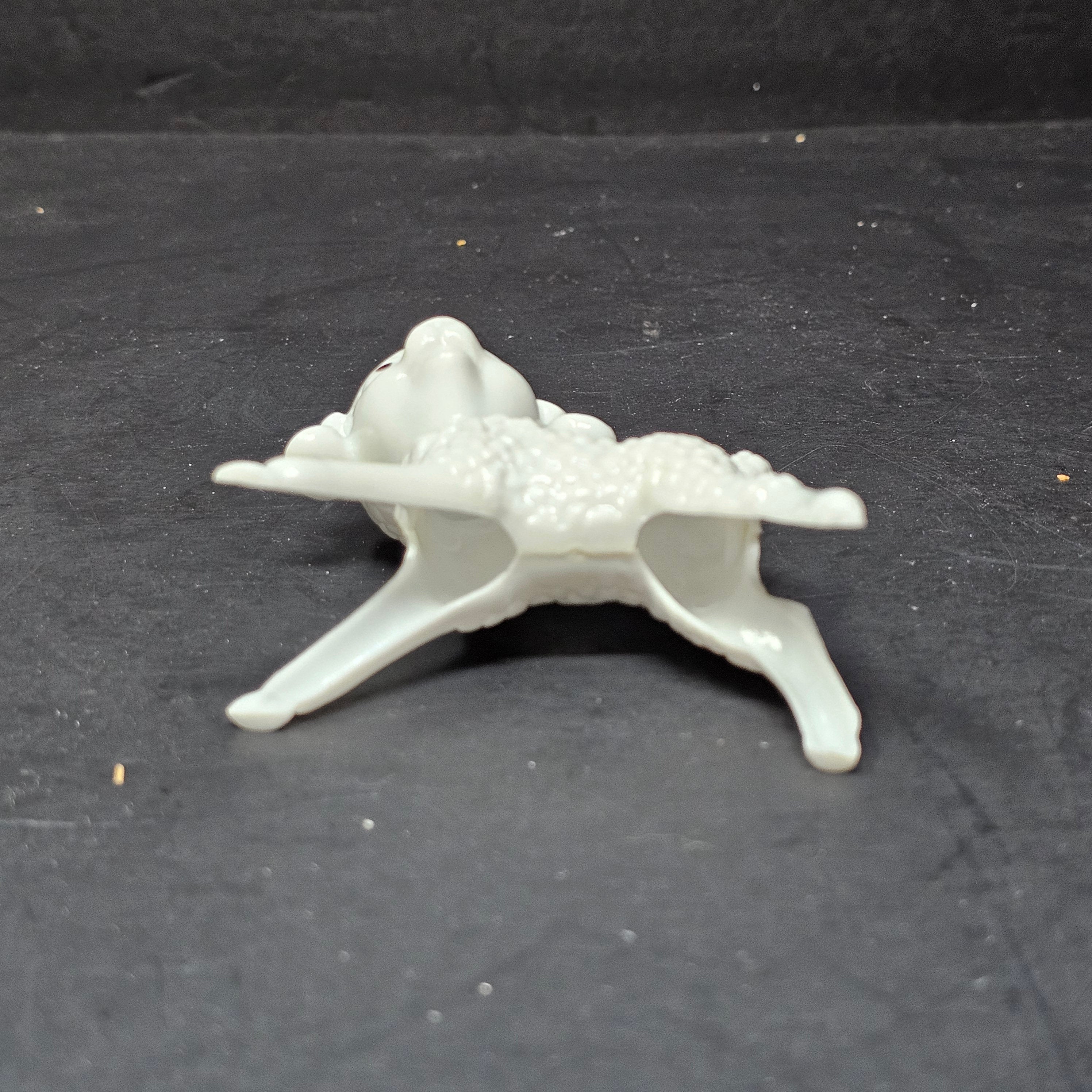 Vintage White Plastic Lamb Toy MCM 50's 3.25" x 3.25"