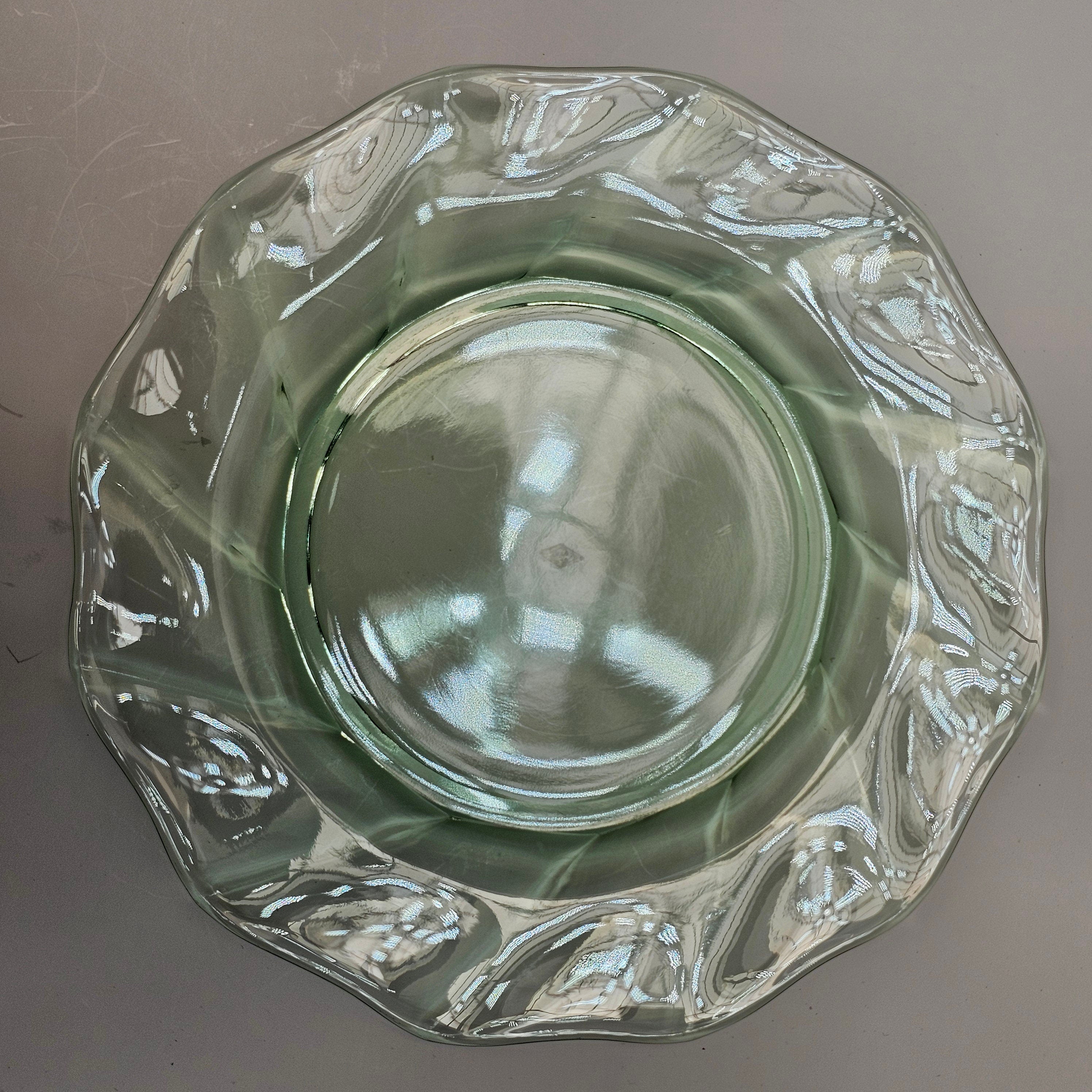 Heisey 7" Twist Green Moongleam Glass Salad Dessert Plate