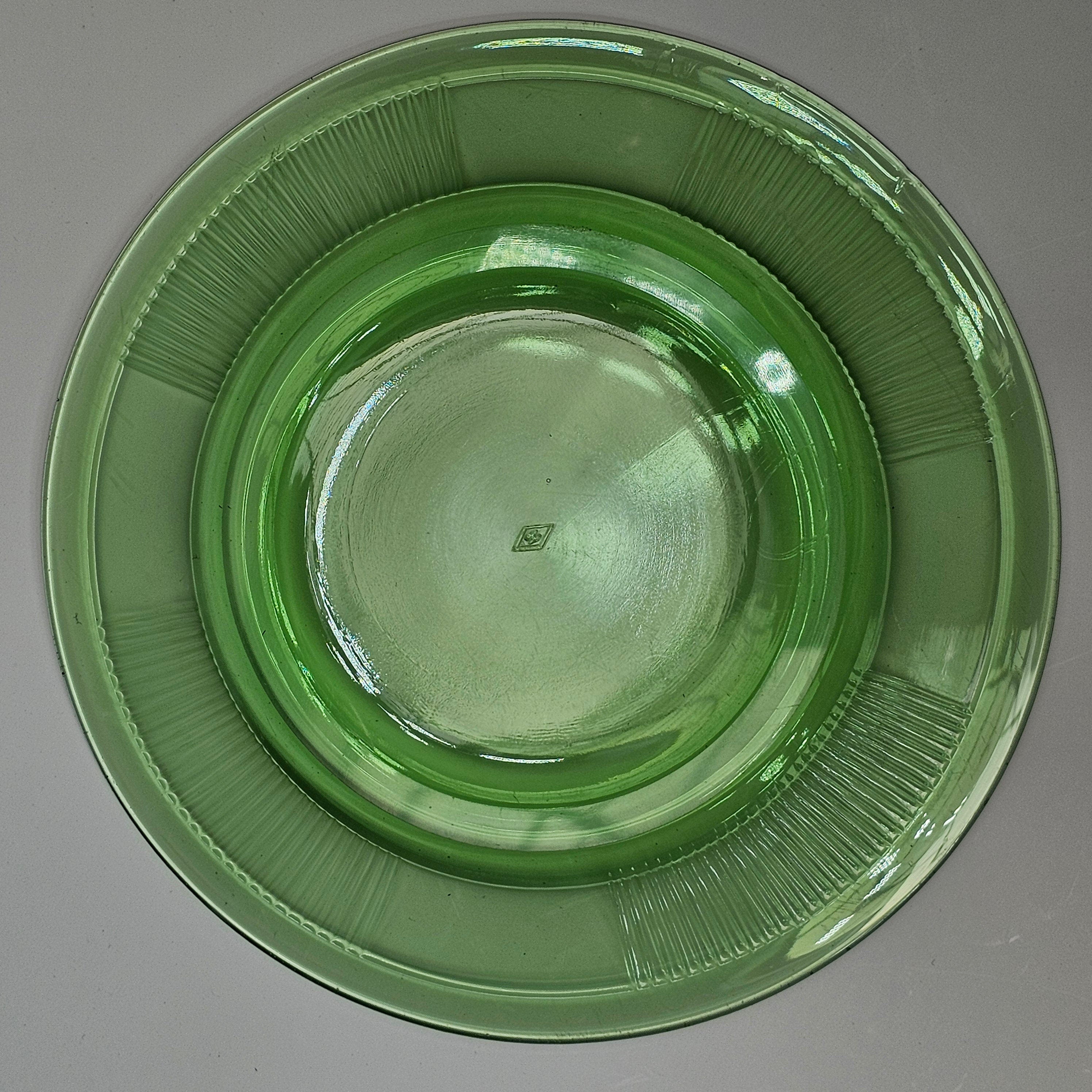 Heisey 7 1/8" Salad Plate Pleat and Panel Moongleam Green