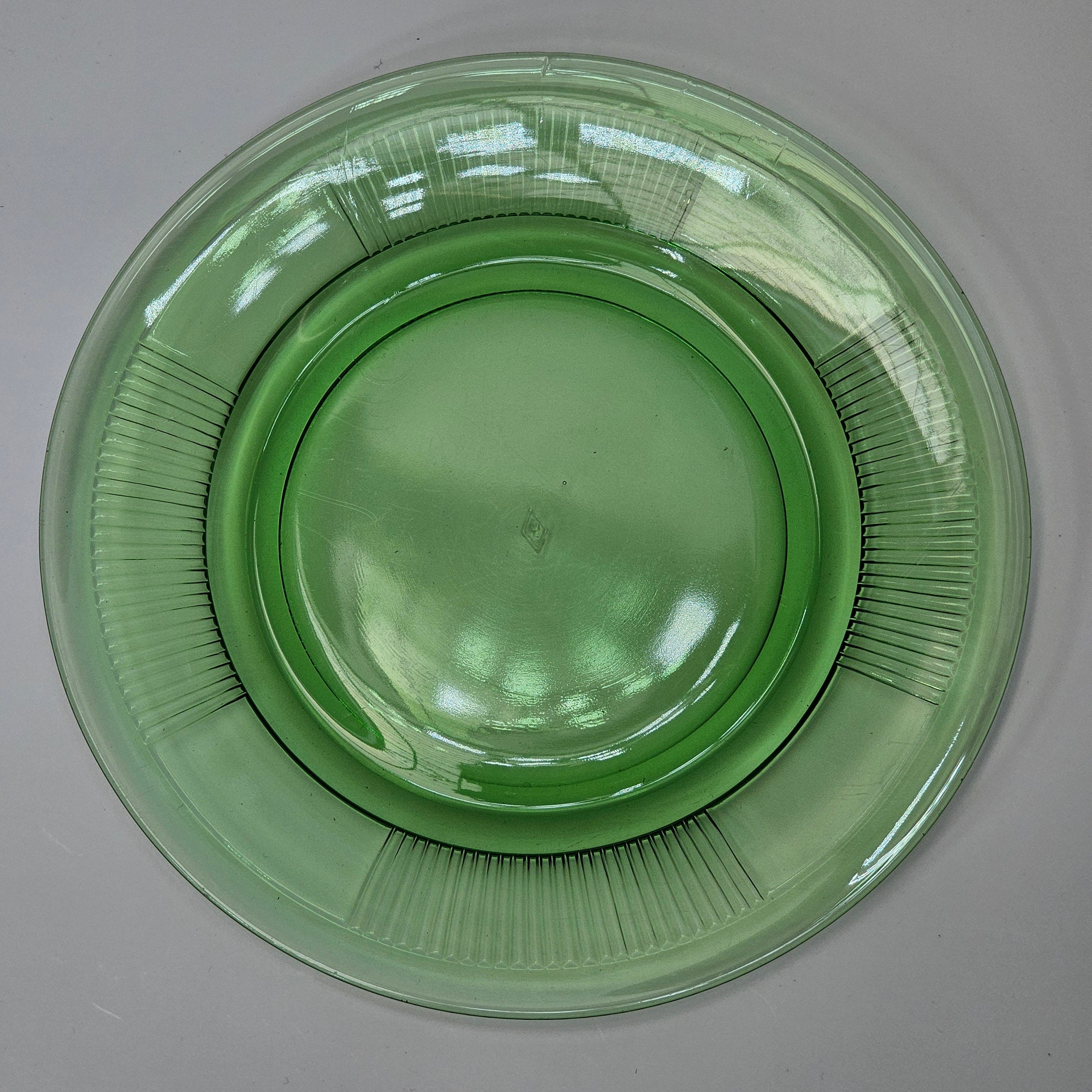 Heisey 7 1/8" Salad Plate Pleat and Panel Moongleam Green