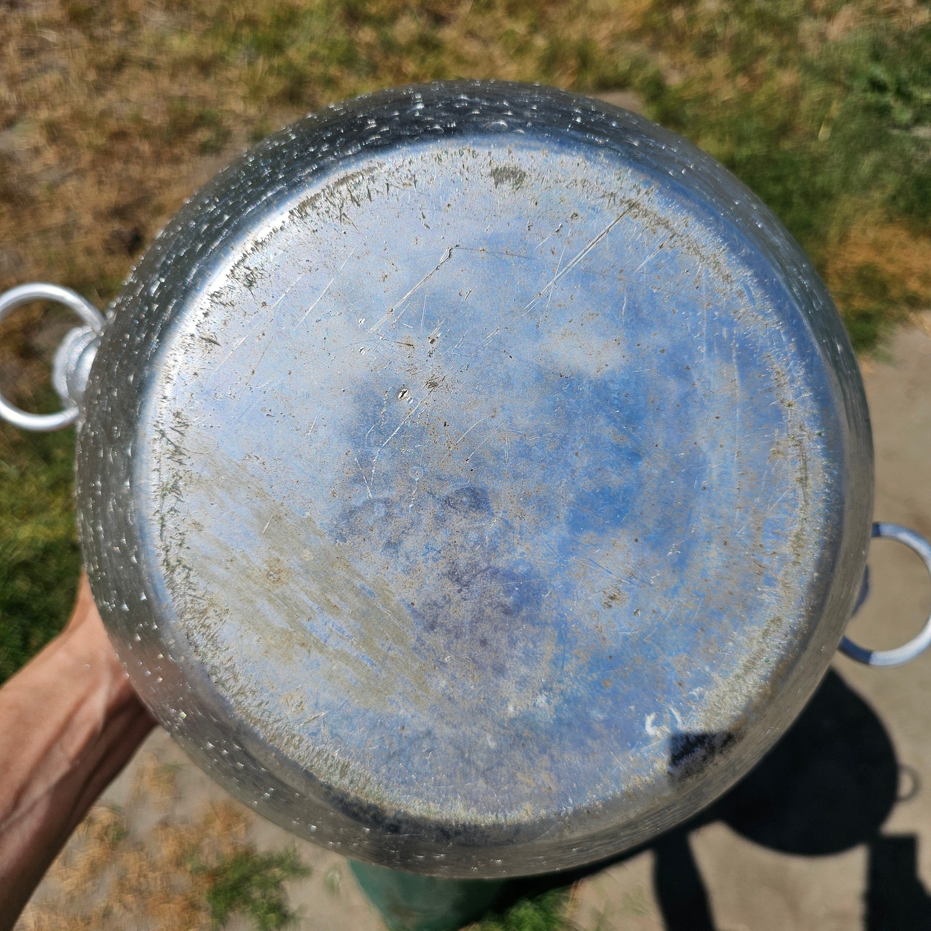 Hammered Aluminum Flower Pot Bucket With Foo Dog Handles 12.5" Dia x 9" H