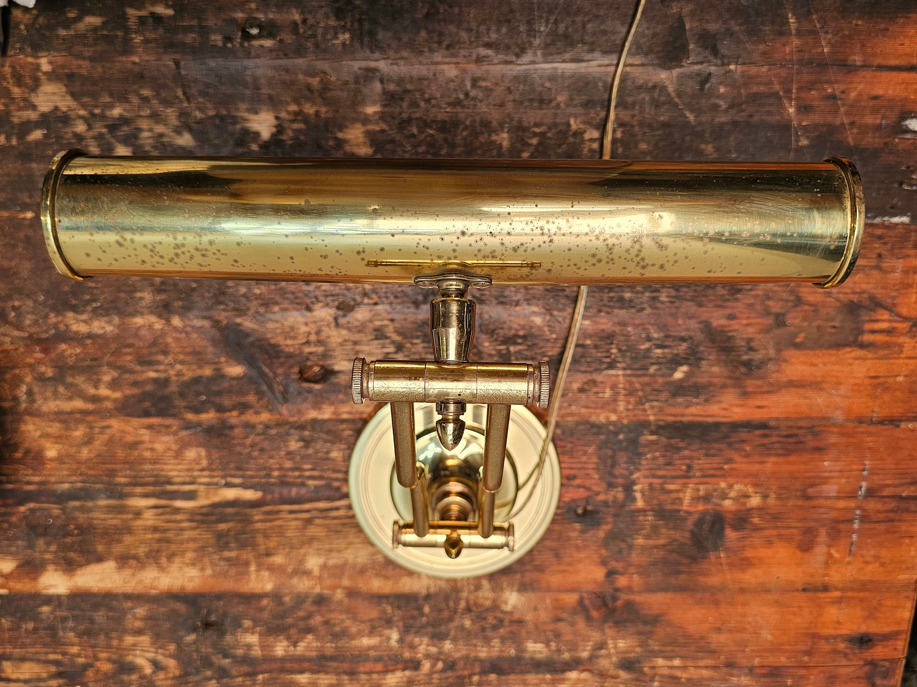 Vintage Brass Finish Bankers Desk Lamp