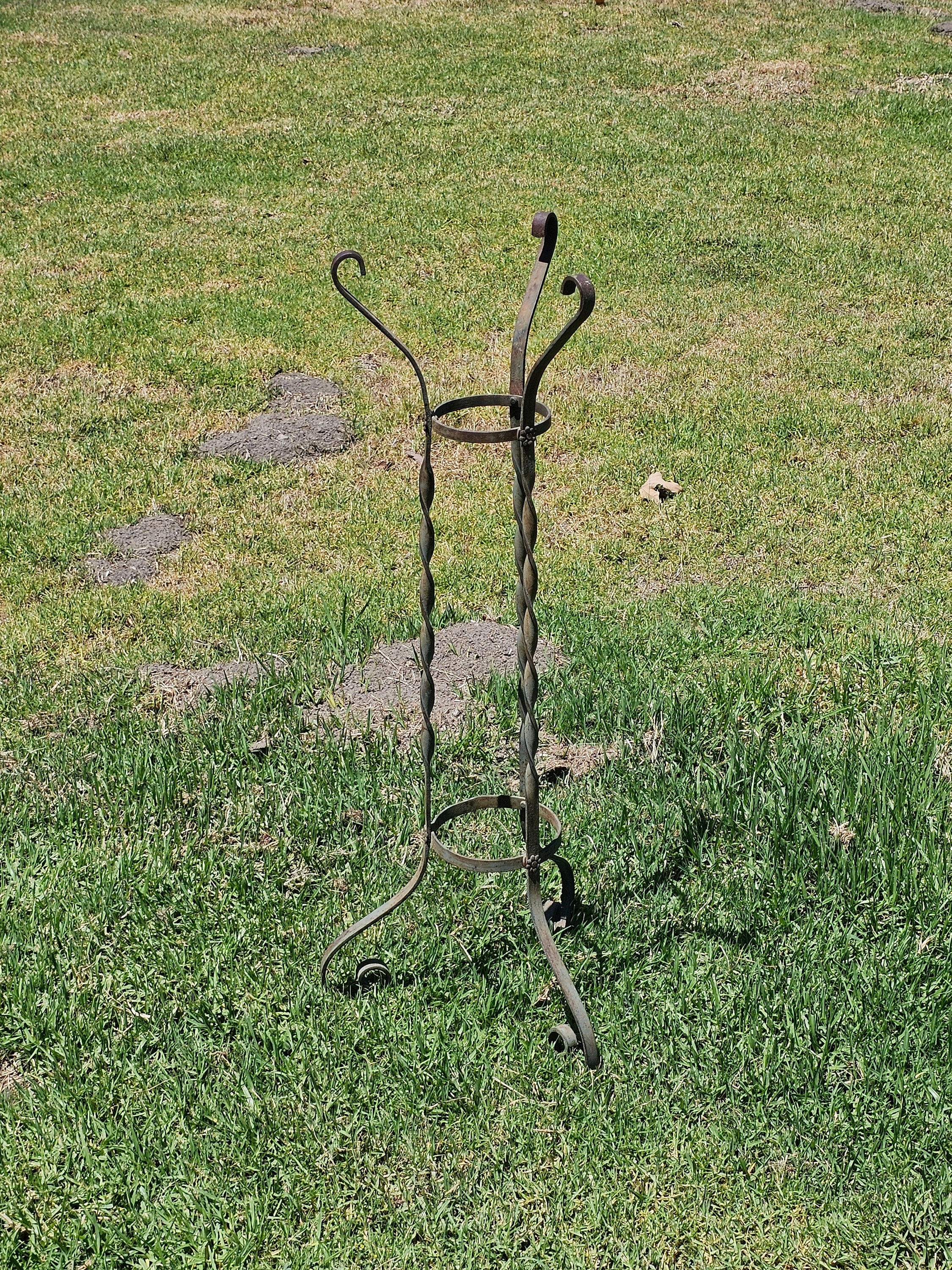 Metal Scroll Plant Stand 3 Legged Flower Pot Holder 37" H