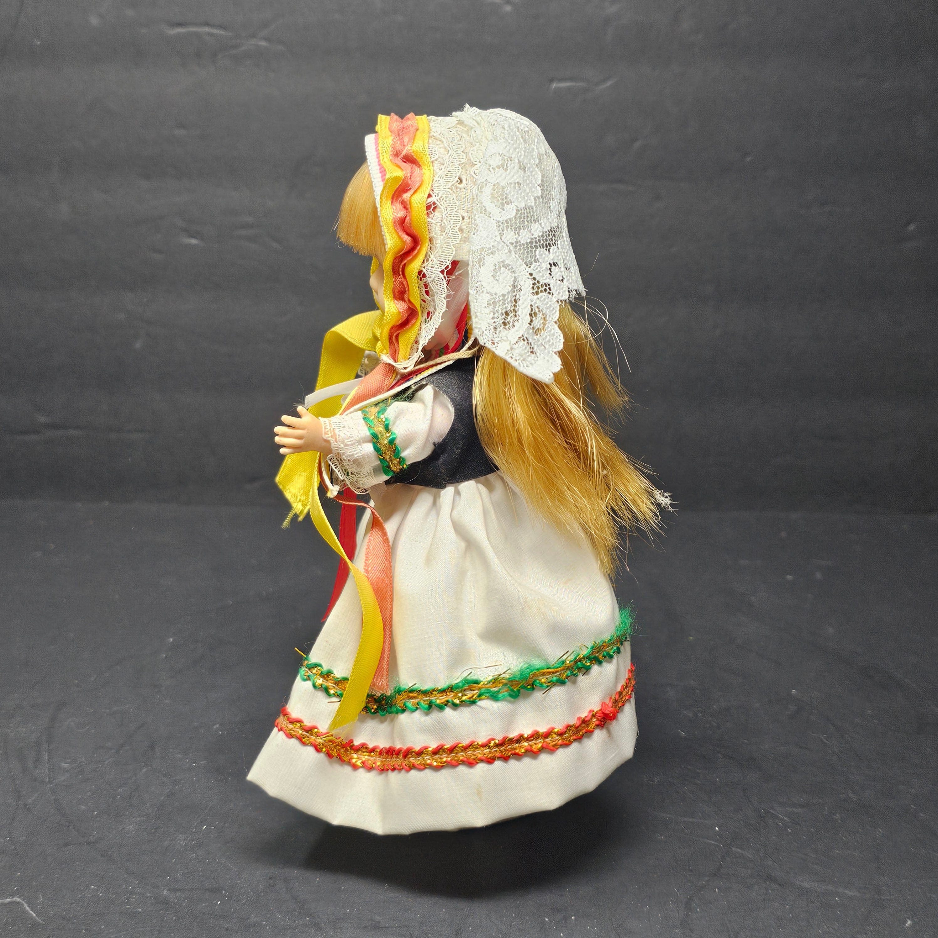 Vintage Vogue Doll Company Toys Polish Ginny Far Away Lands 1970s