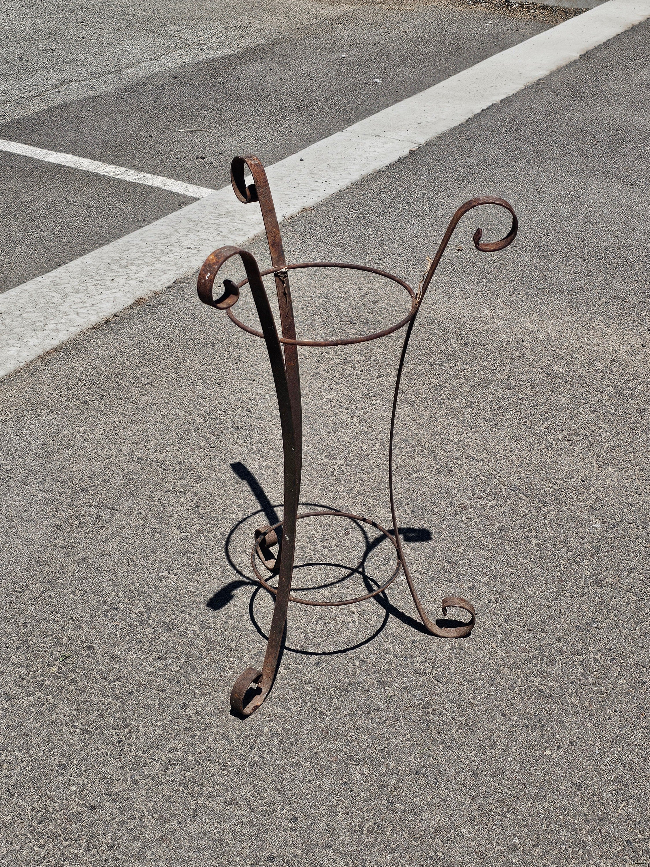 Spanish Revival Style Metal Scroll Planter Holder Stand 26.5" H