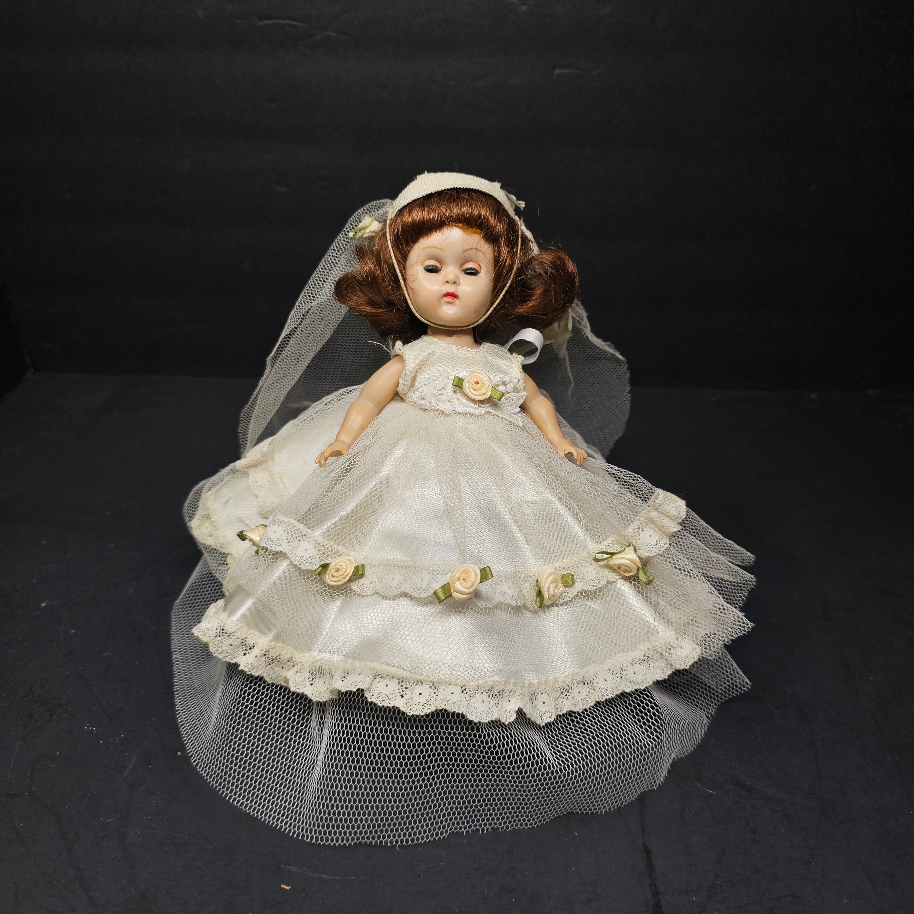 Vogue Ginny Bride Doll 8" Straight Leg Walker 1950's Made In USA