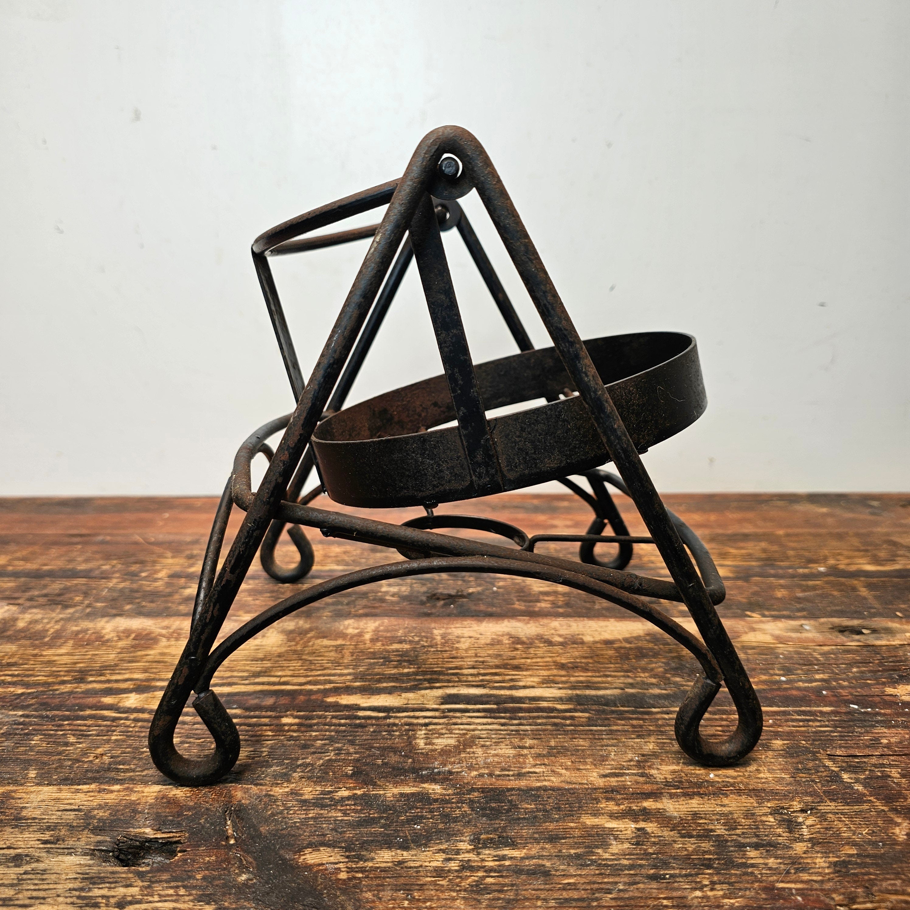 Wrought Iron Bottle Holder Swing Cradle / Flower Pot Holder 8" H x 8" D x 7.5" W