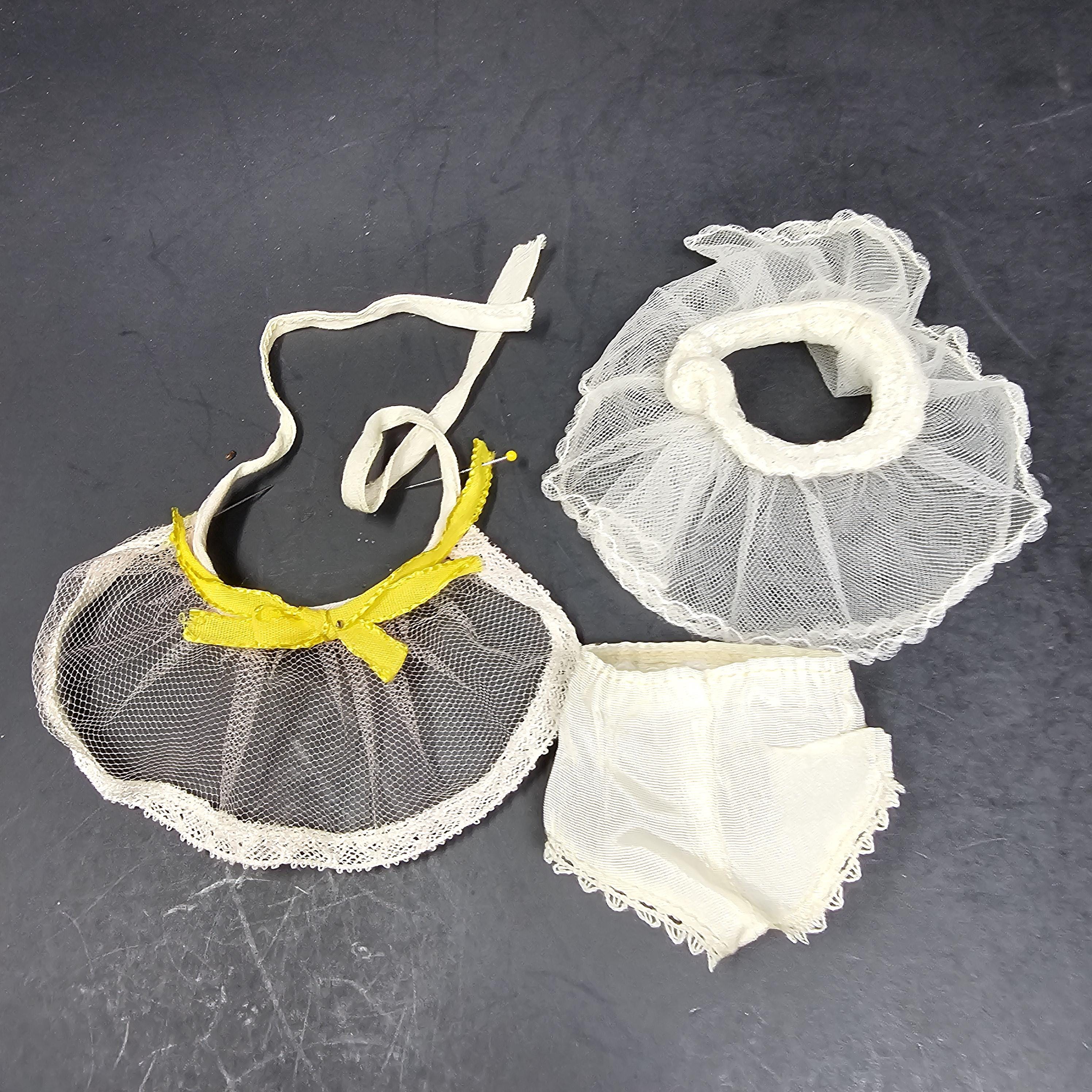 Nancy Ann Storybook MUFFIE 8" Doll SLW 1950's