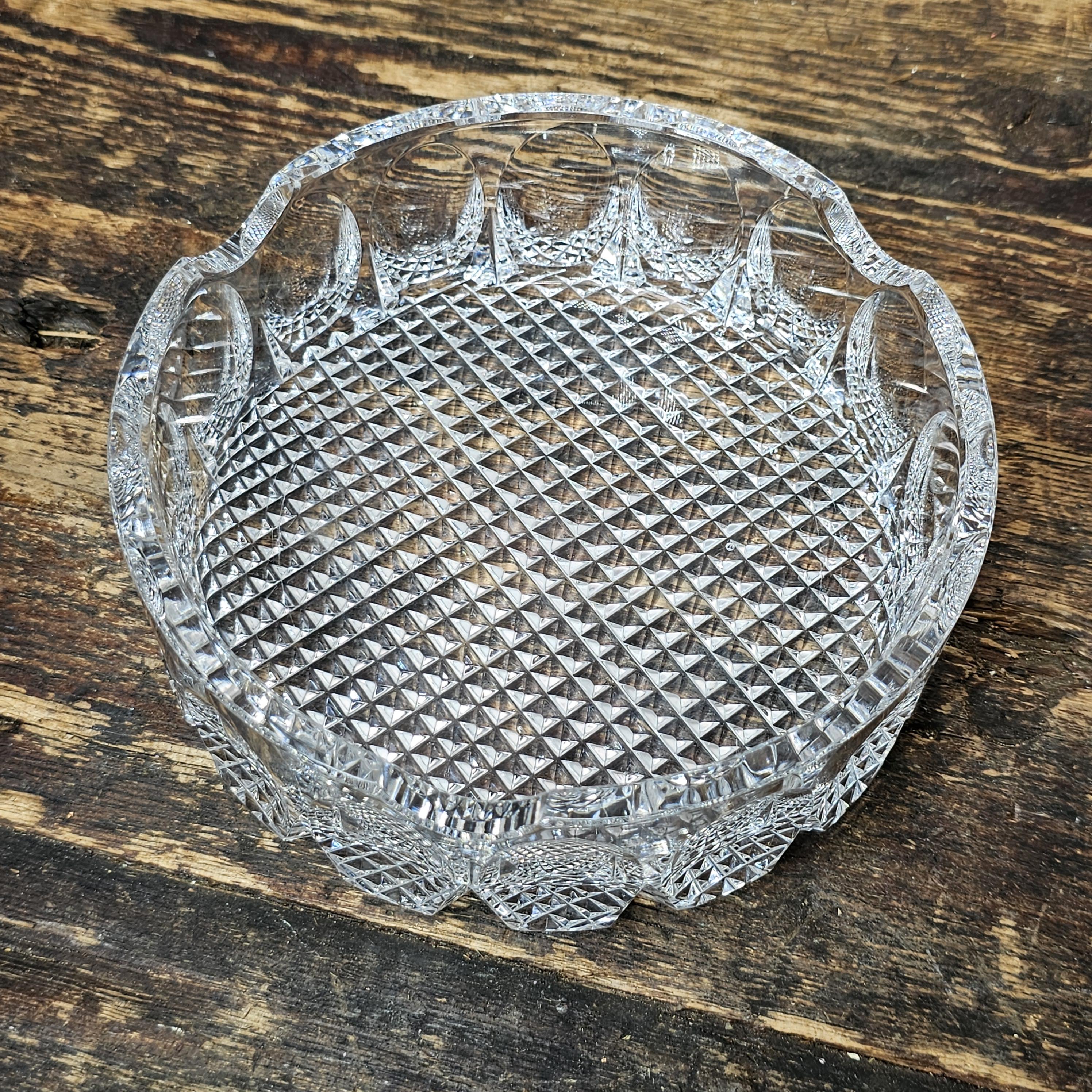 Vintage Crystal Glass Round Cigar Ashtray Trinket 6"Dia x 2"H