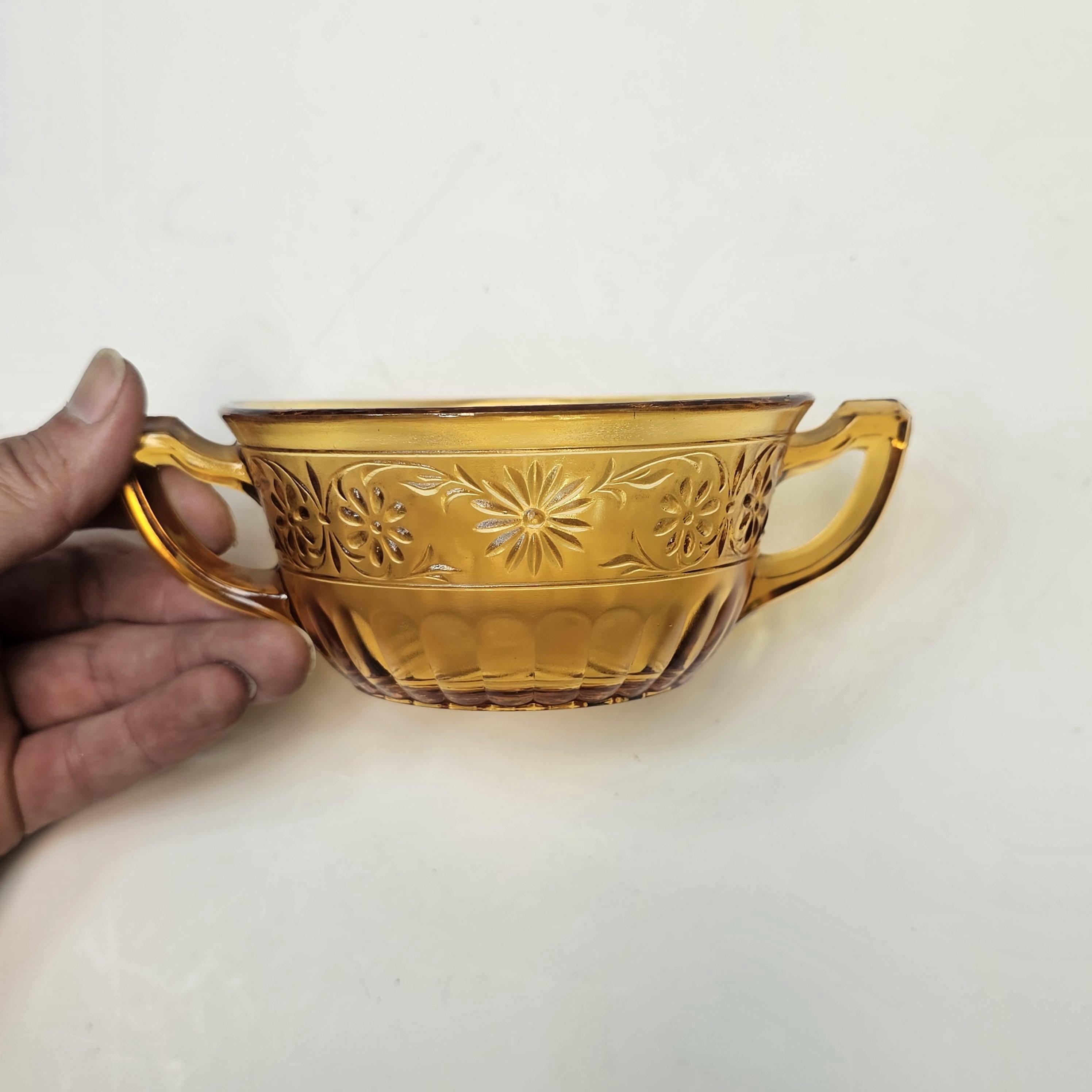 Set of 5 Vintage Indiana Daisy Amber Depression Glass Plates & Soup Bowls Set