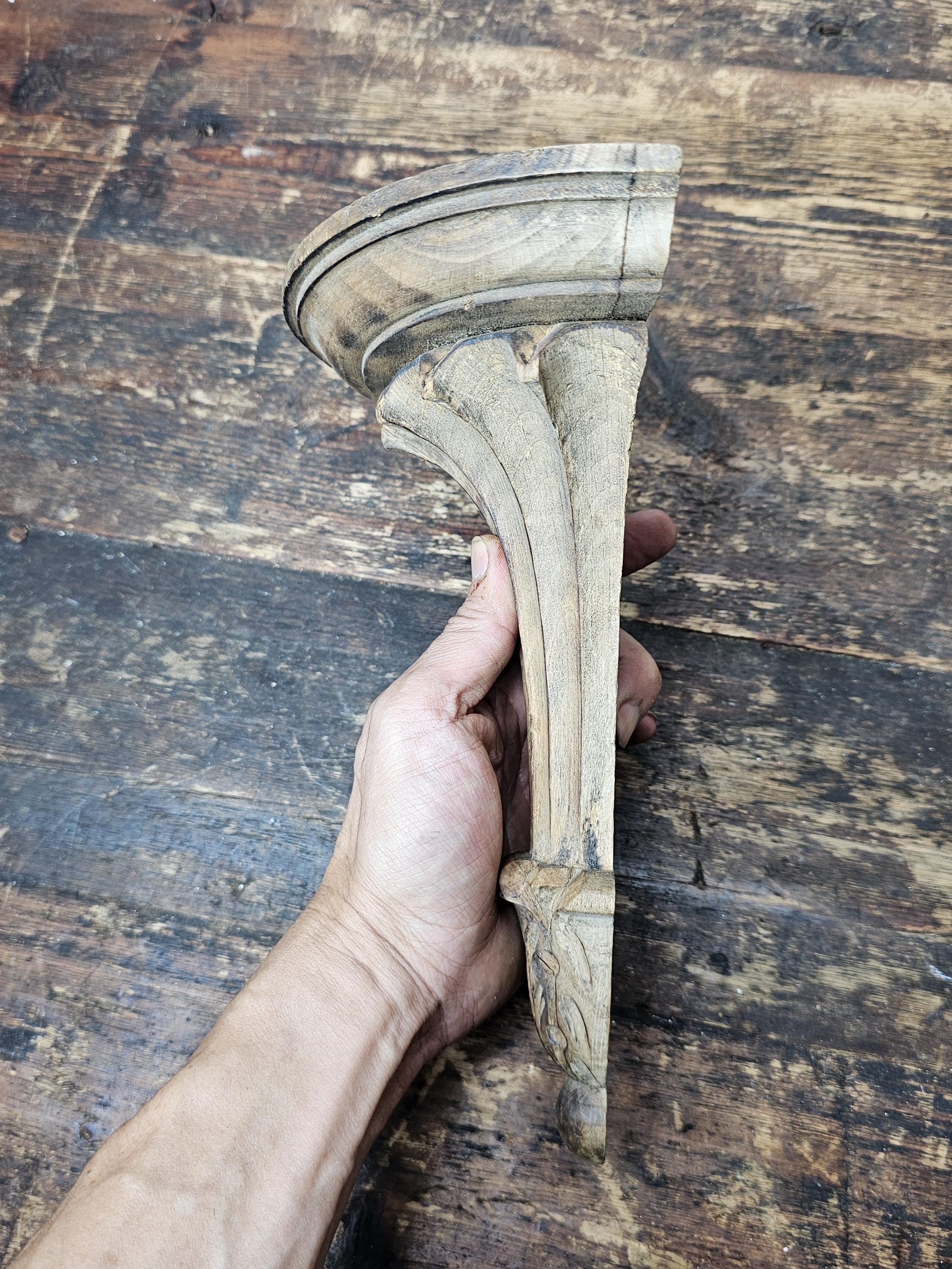 Vintage Hand Carved Italian Florentine Wood Shelf Bracket 9 5/8"H