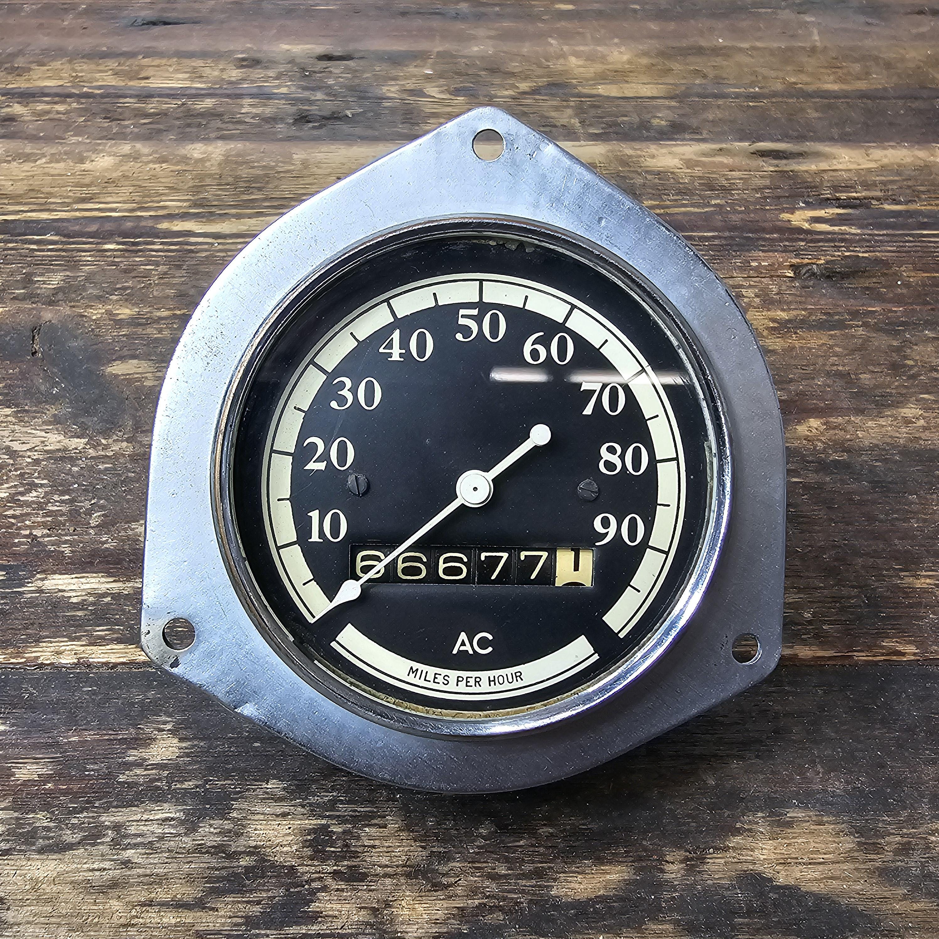 Antique AC spark plug Co Speedometer 0-90 MPH 1930s~1940s