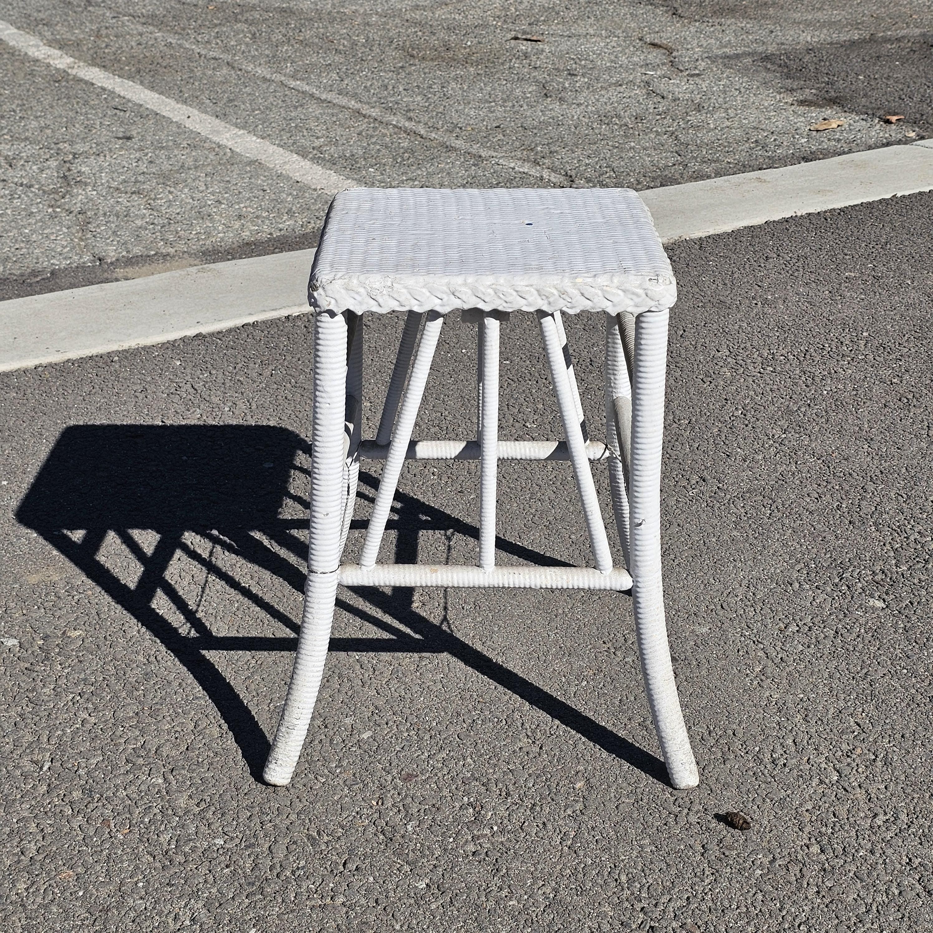 Petite Vintage White Wicker Side Table / Stool / Plant Stand 17.5"H